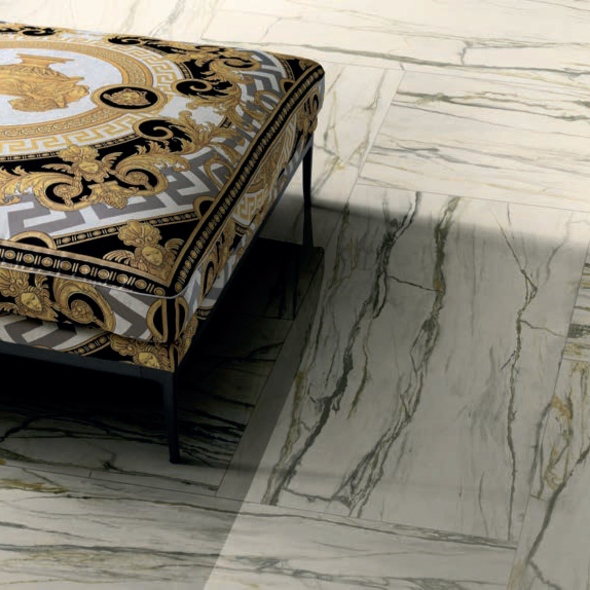 Céramique Calacatta Green Effet marbre de Versace Ceramics