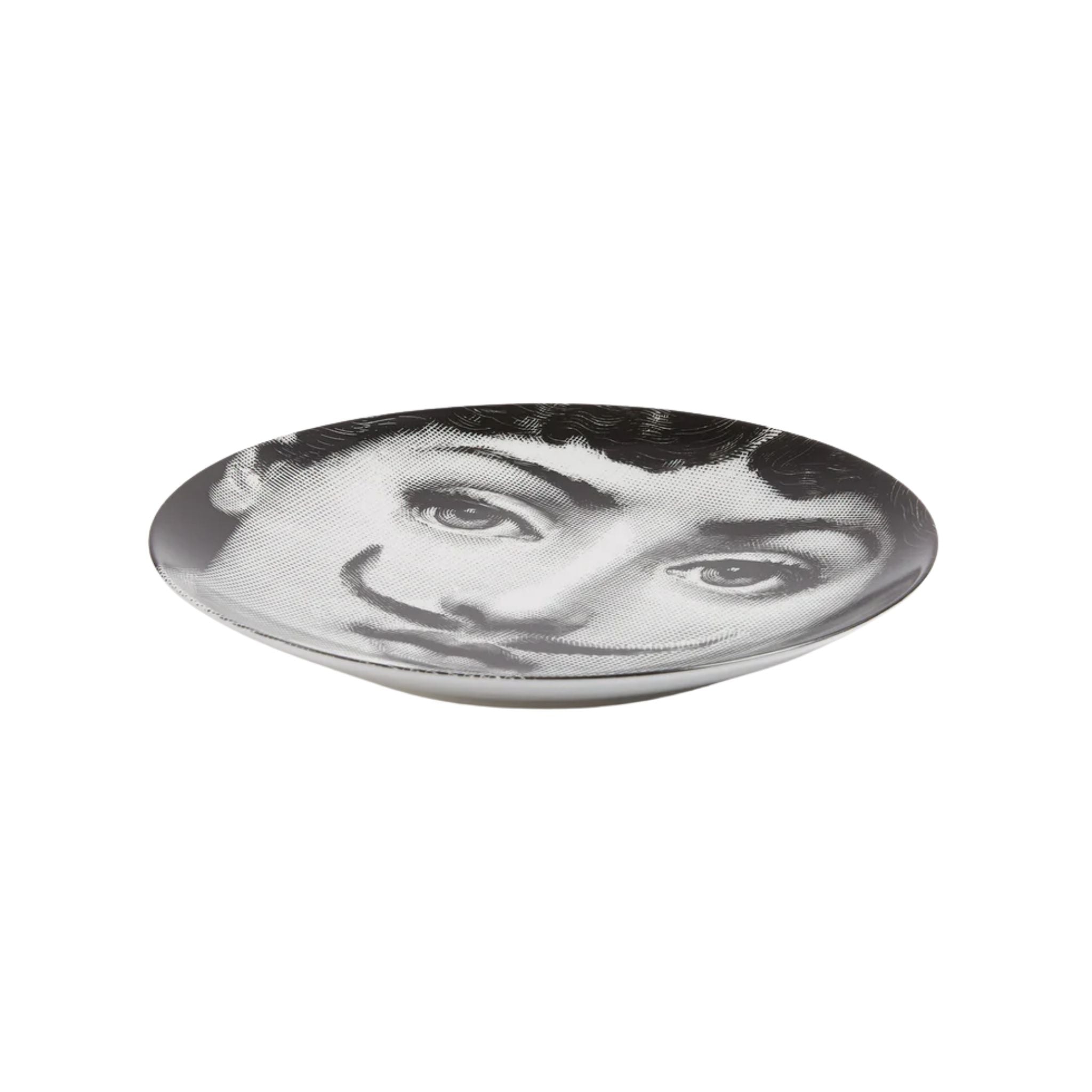 Assiette murale Fornasetti Tema e Variazioni n.21 de Fornasetti | Maison Territo