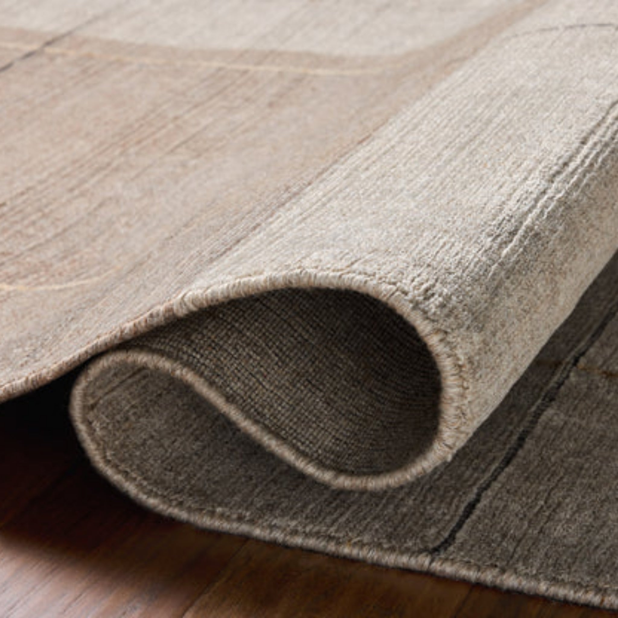 Tapis Alistair Dove de Loloi