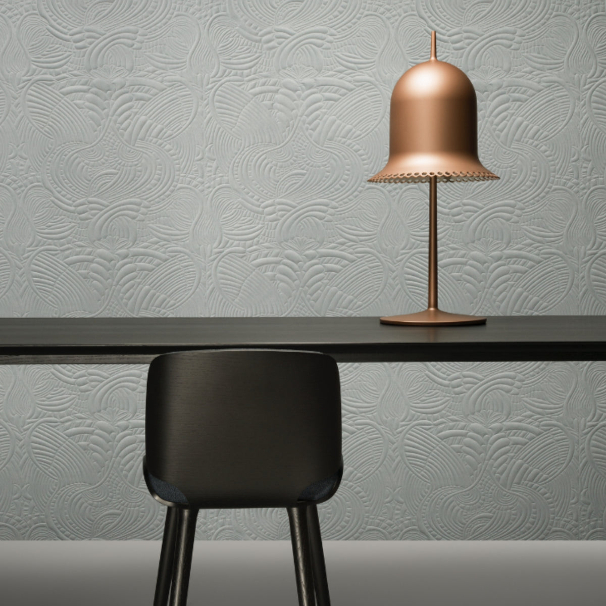 Nut dining chair