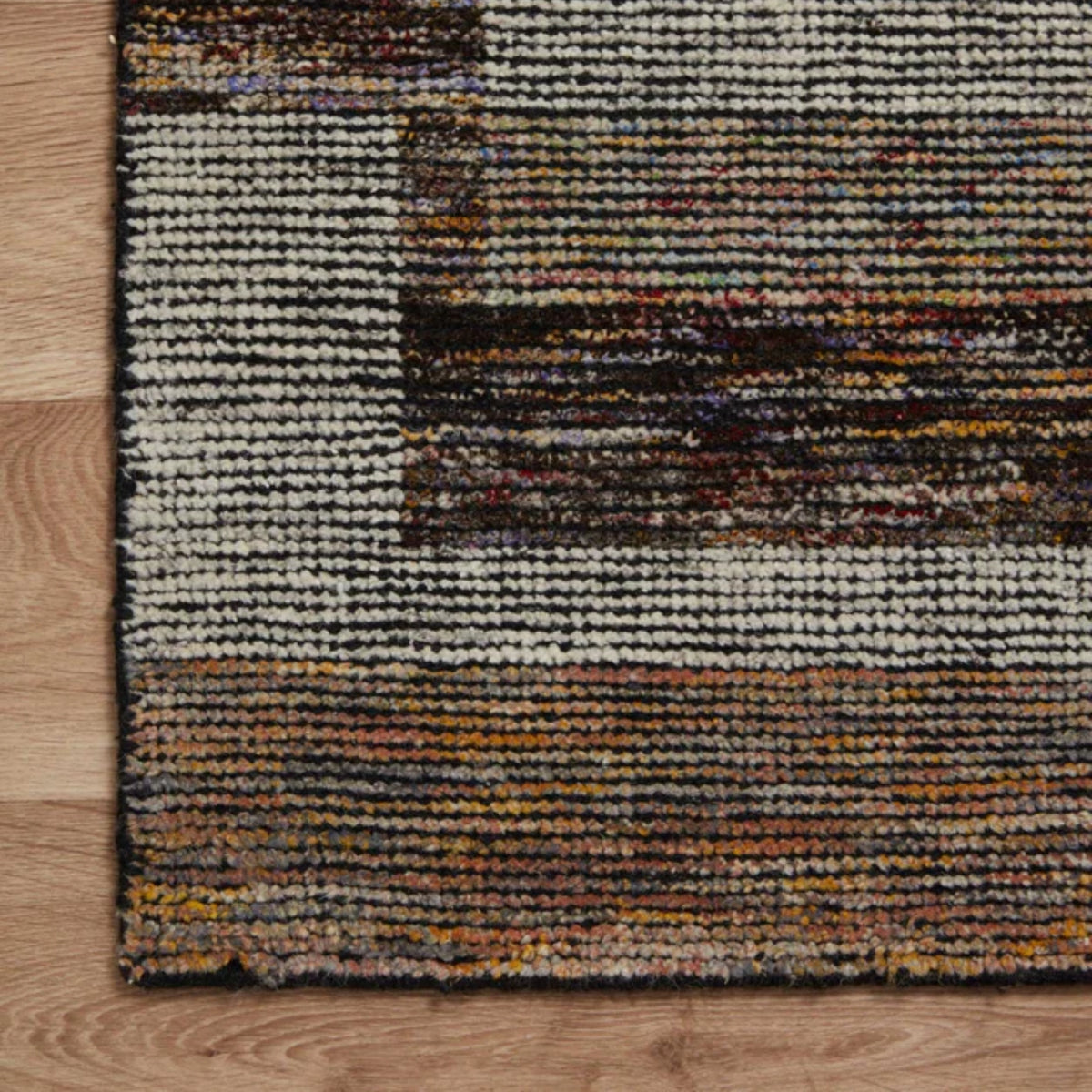Tapis Issey Apricot de Loloi