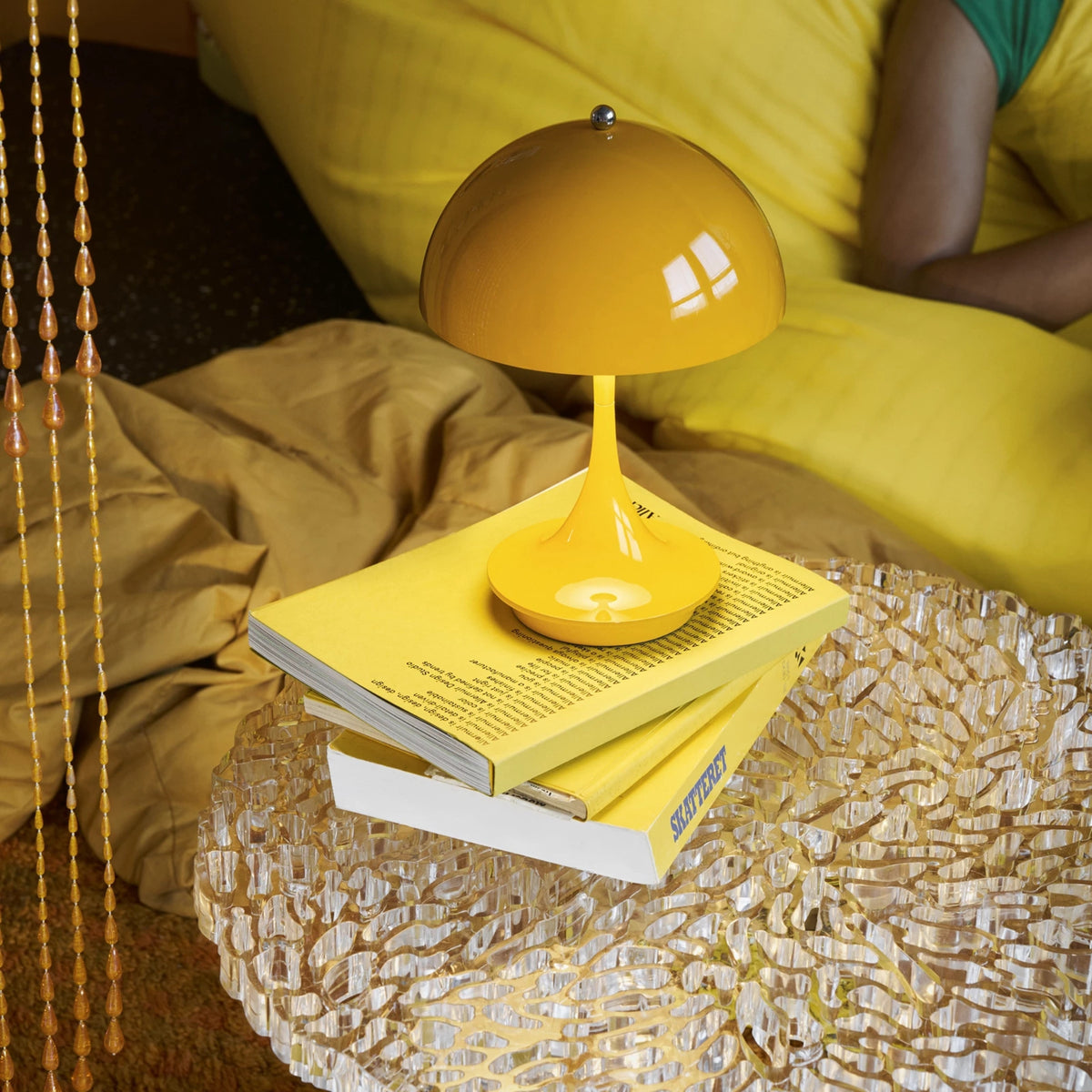 Lampe de table Jaune Panthella 160 de Louis Poulsen