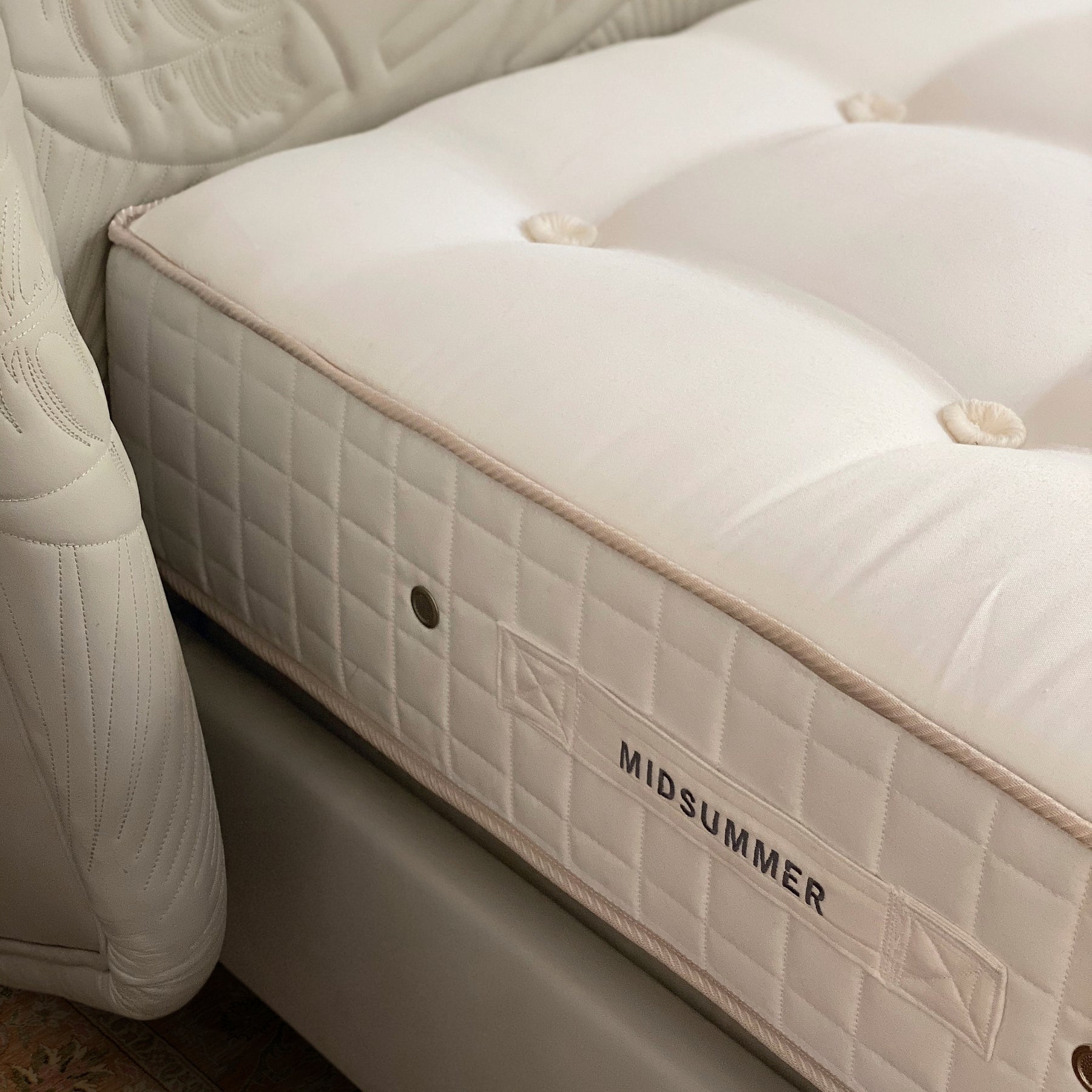 Matelas First Dream de Midsummer Milano