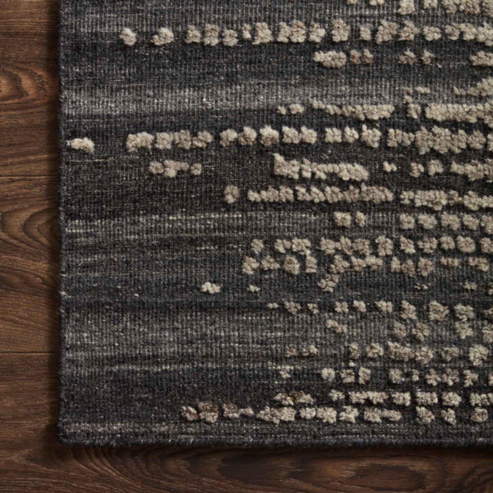 Tapis Naomi Charcoal de Loloi