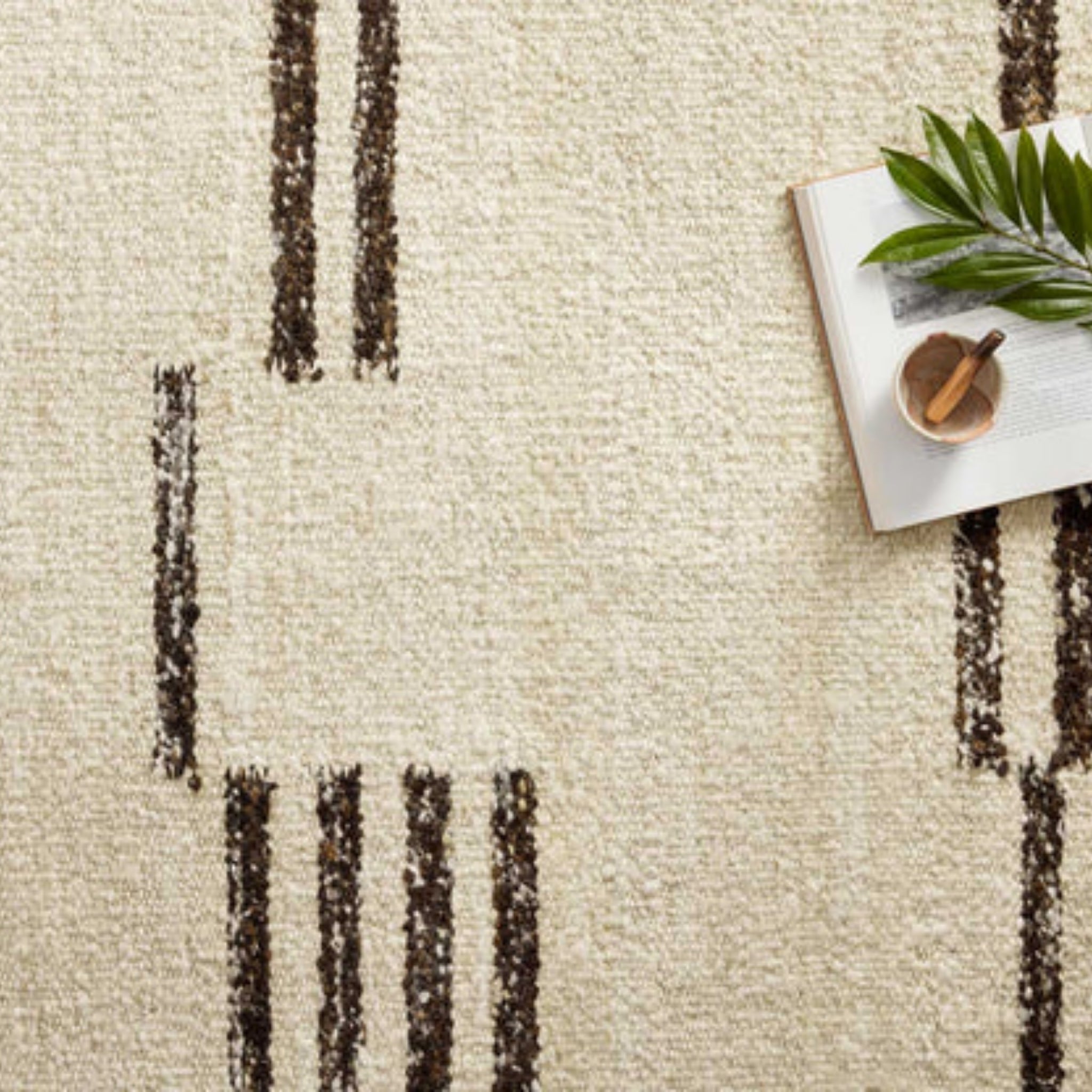 Tapis Roman Natural de Loloi