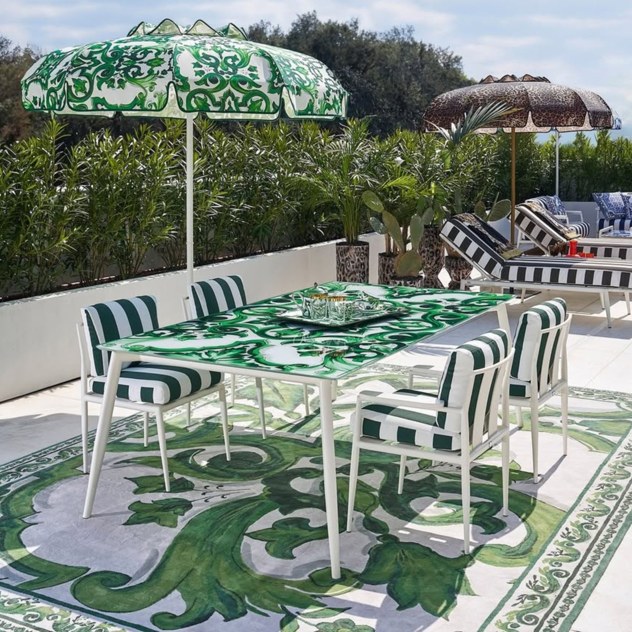 Table Saint Jean d'Extérieur de Dolce & Gabbana Casa