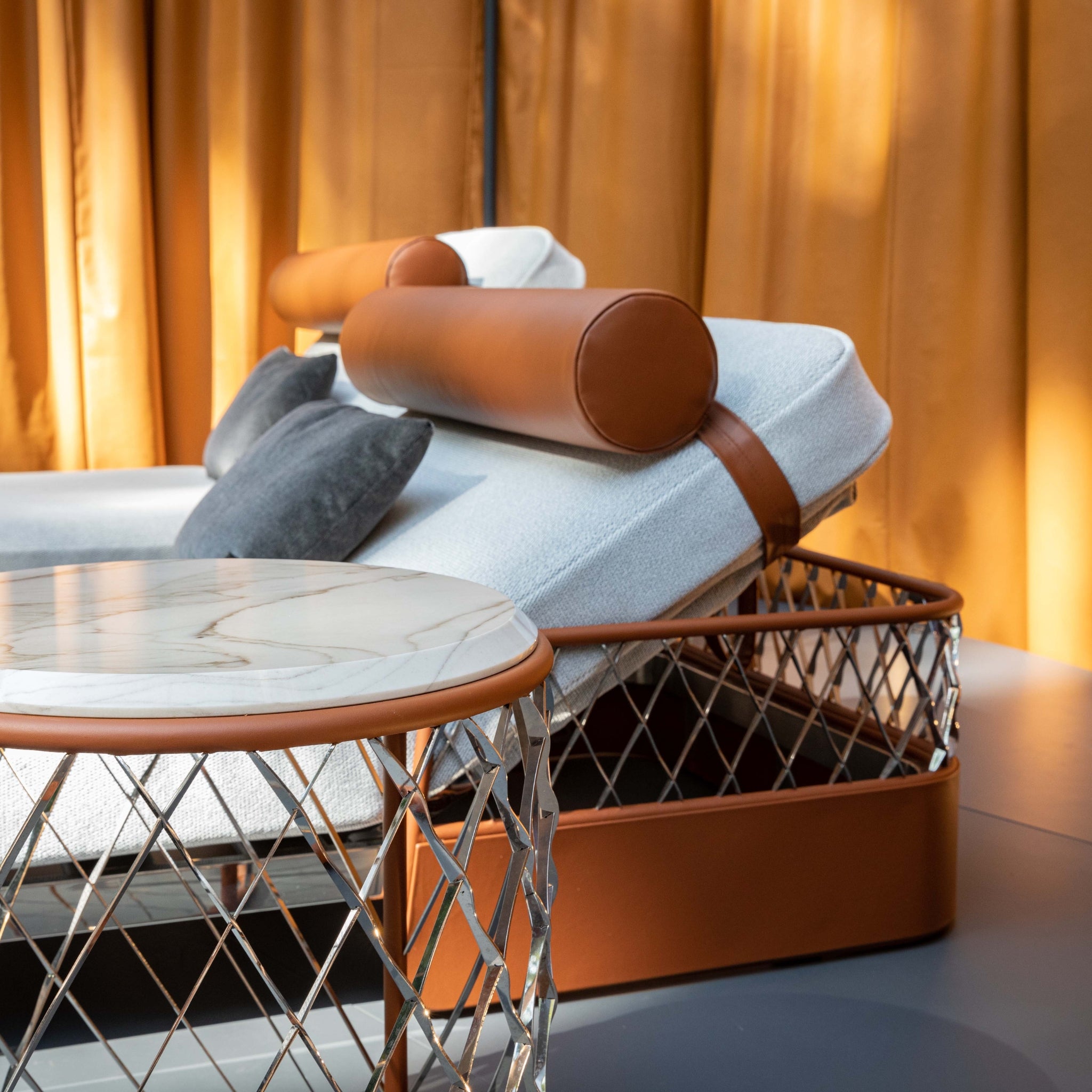 Bain de Soleil Solstice d'Extérieur de Bentley Home