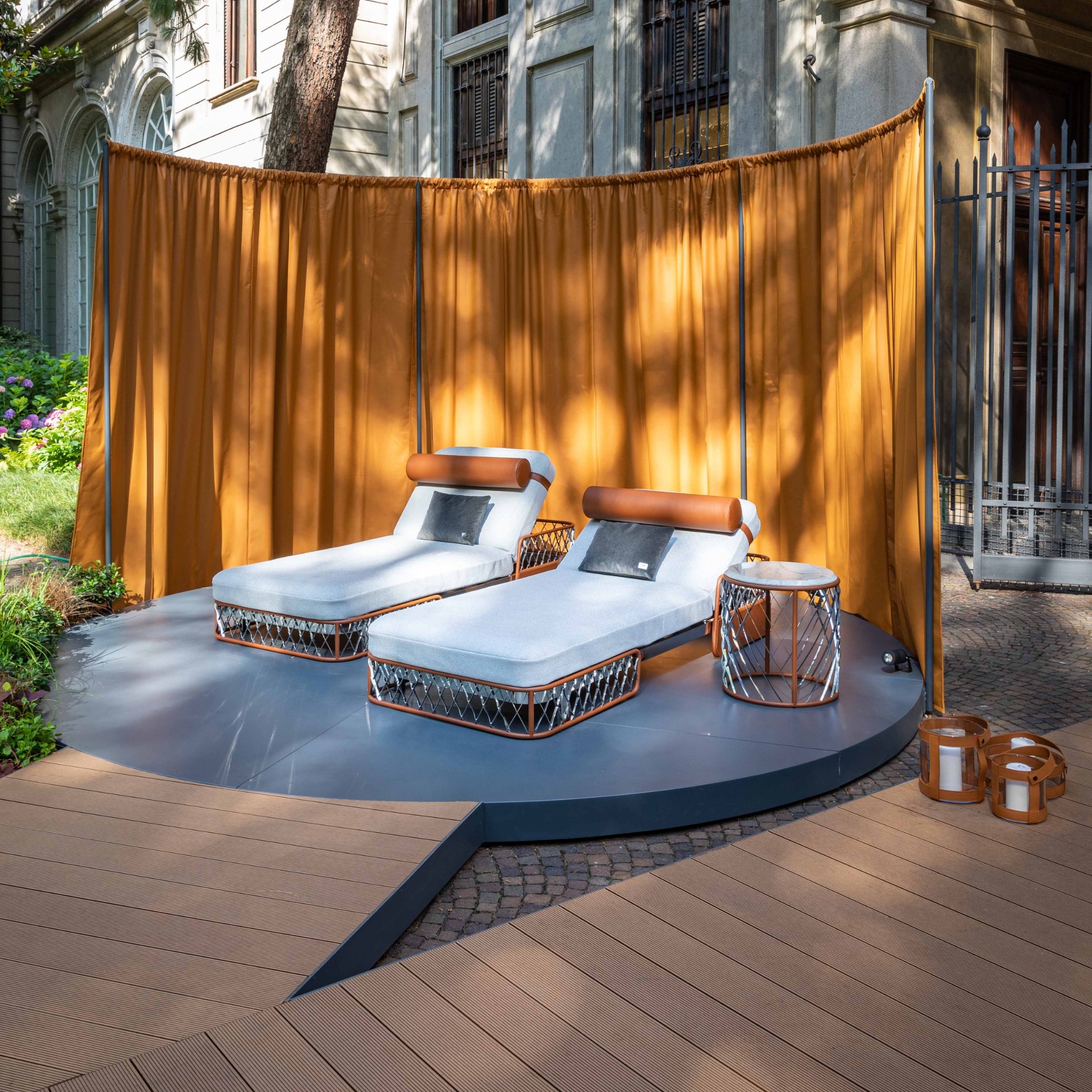 Bain de Soleil Solstice d'Extérieur de Bentley Home