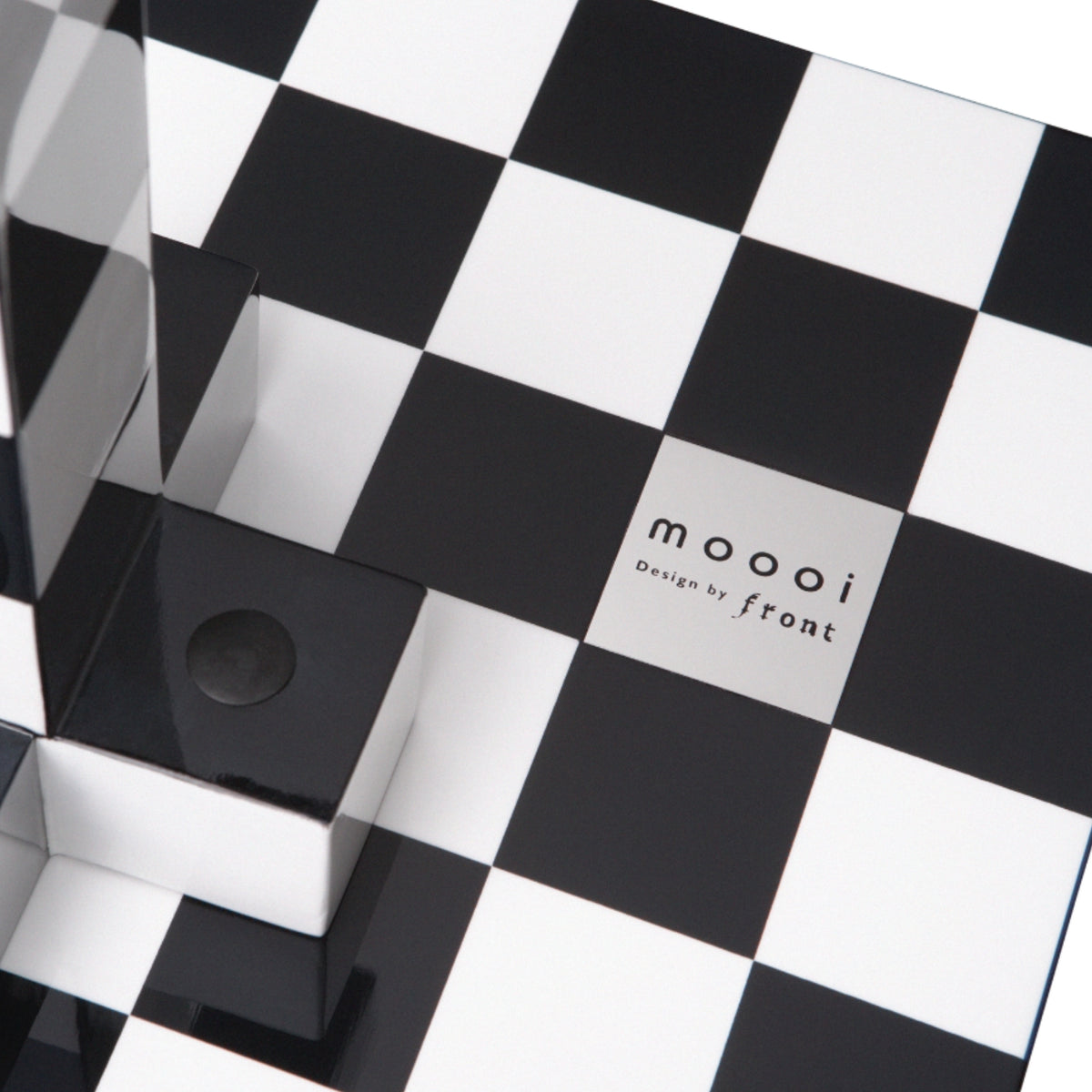Chess table