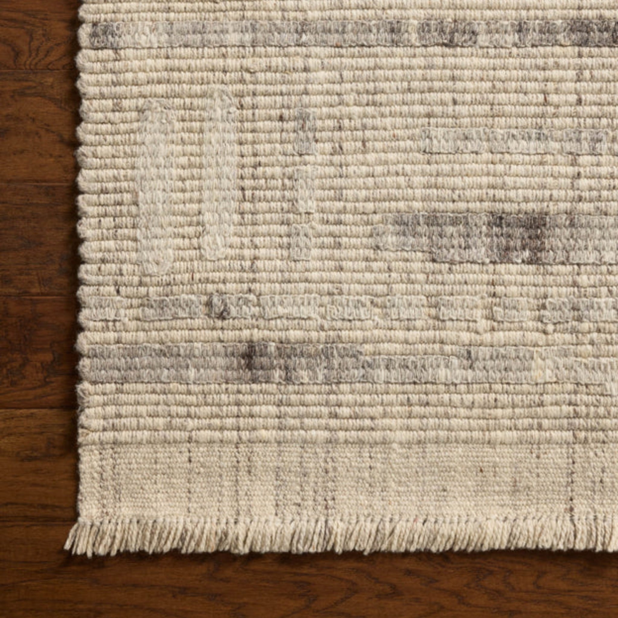 Tapis Valentina Ivory de Loloi