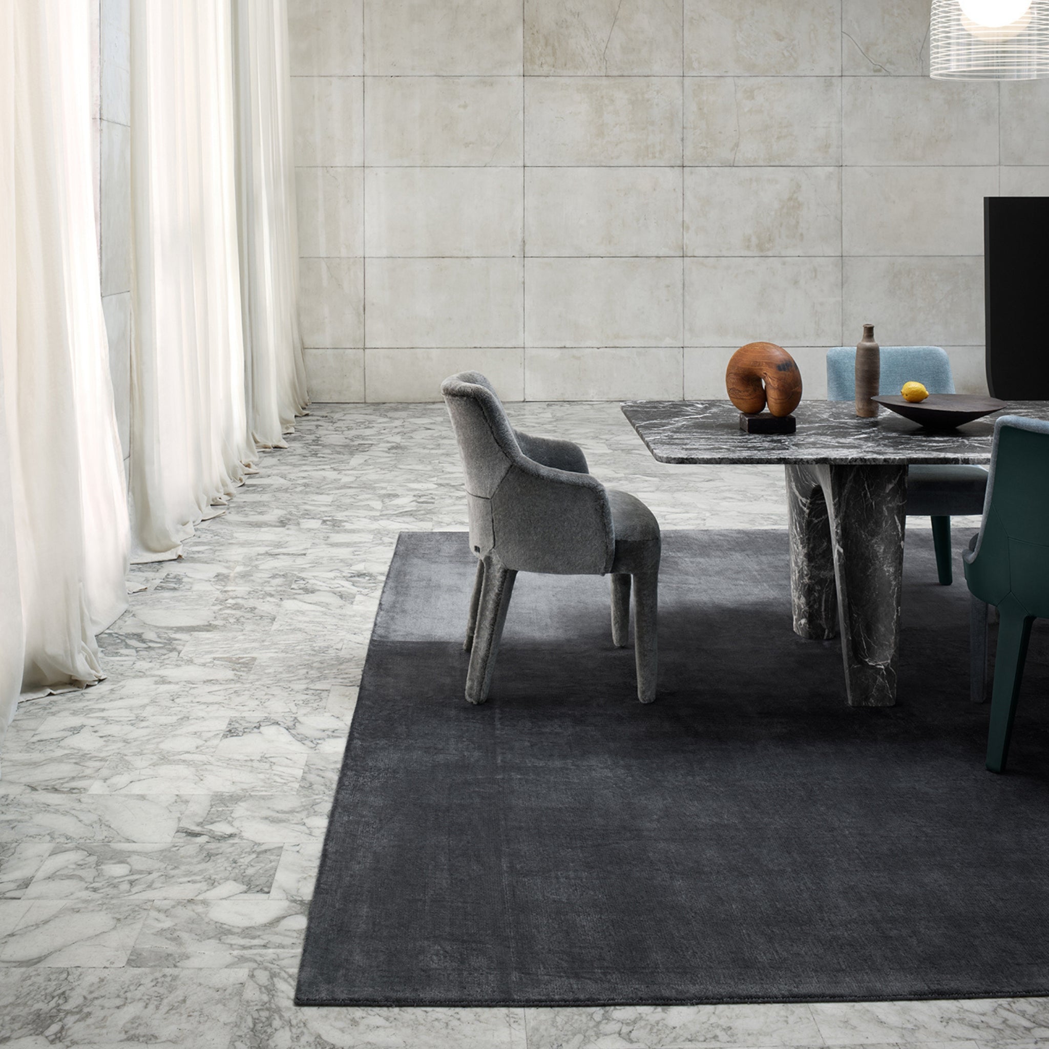 Chaise Adrian de Fendi Casa