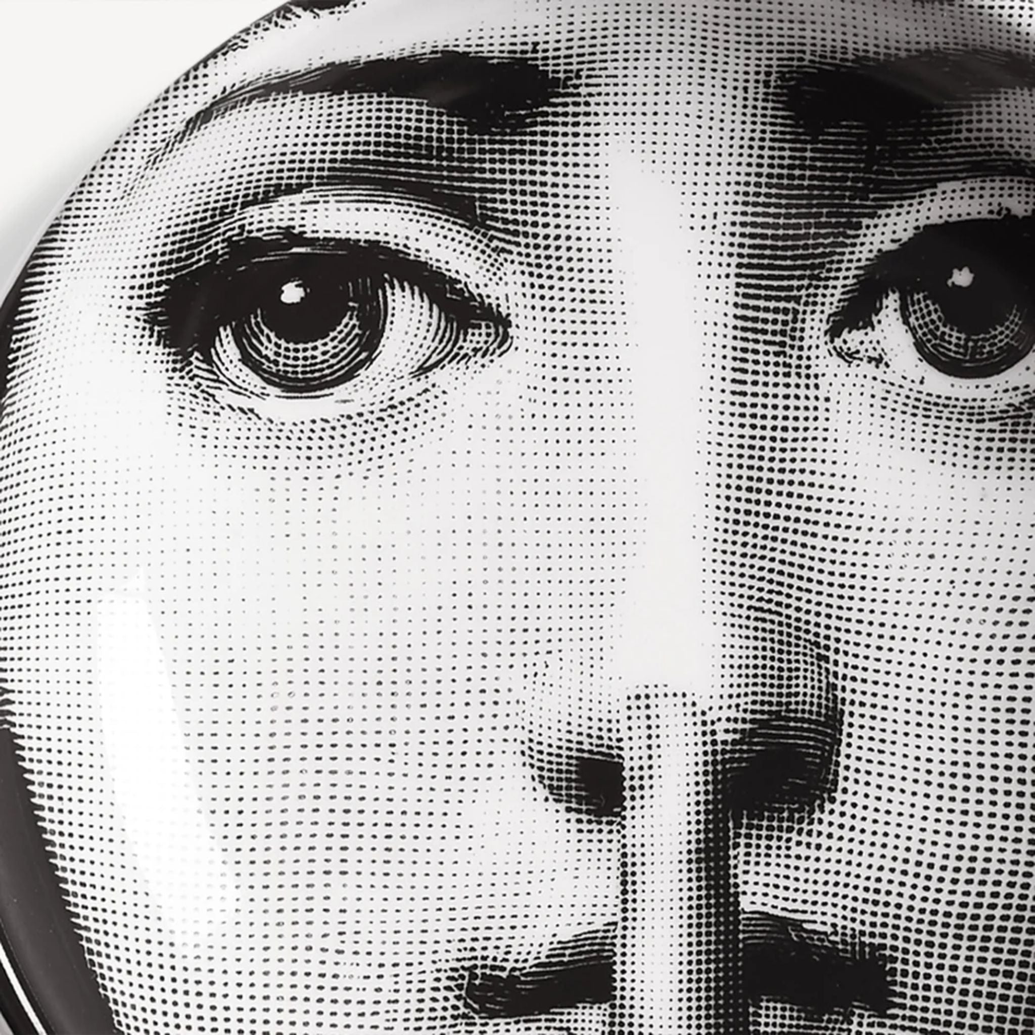 Cendrier Fornasetti Tema e Variazioni n.334 de Fornasetti | Maison Territo