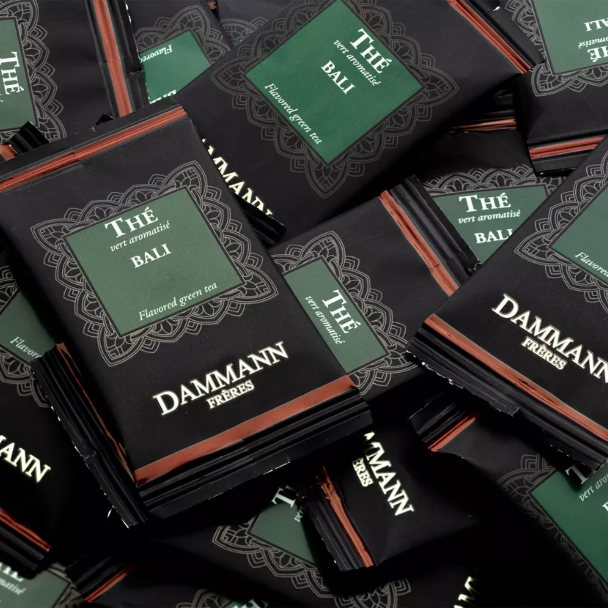 Bali Thé Vert Aromatisé Boîte 24 Sachets Enveloppés de Dammann Frères