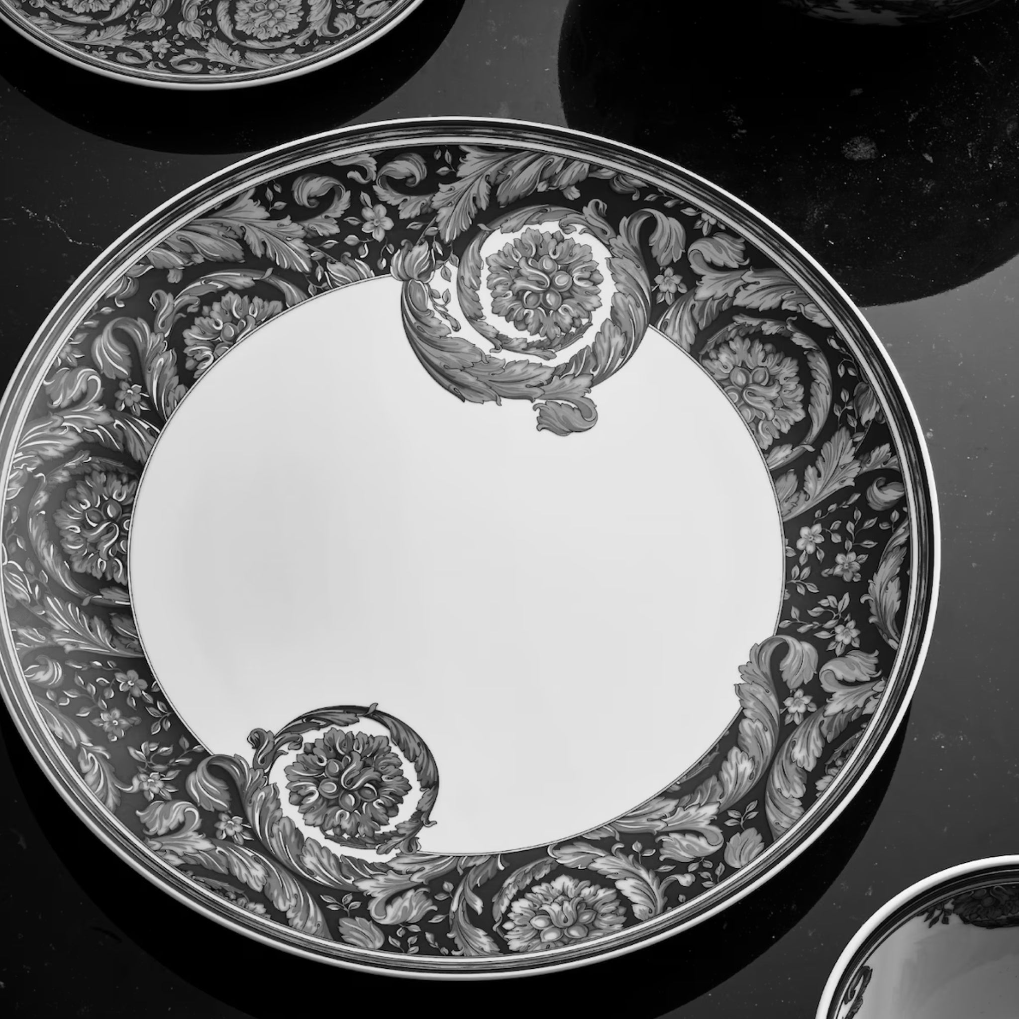 Assiette grand Barocco Haze de Versace Home