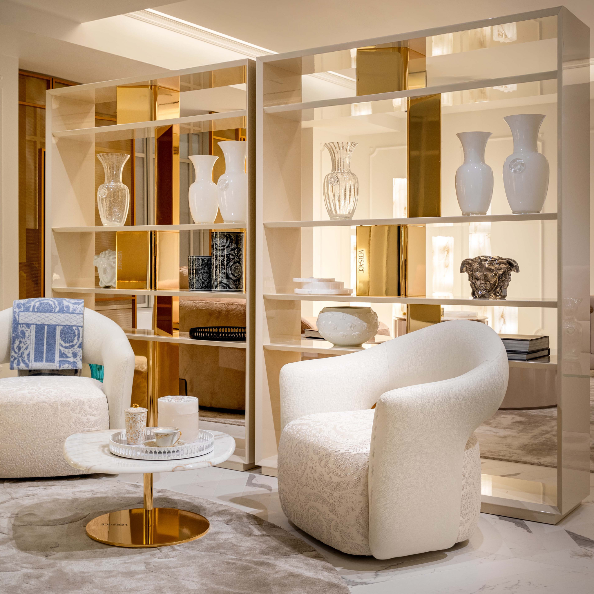 Bibliothèque La Greca de Versace home