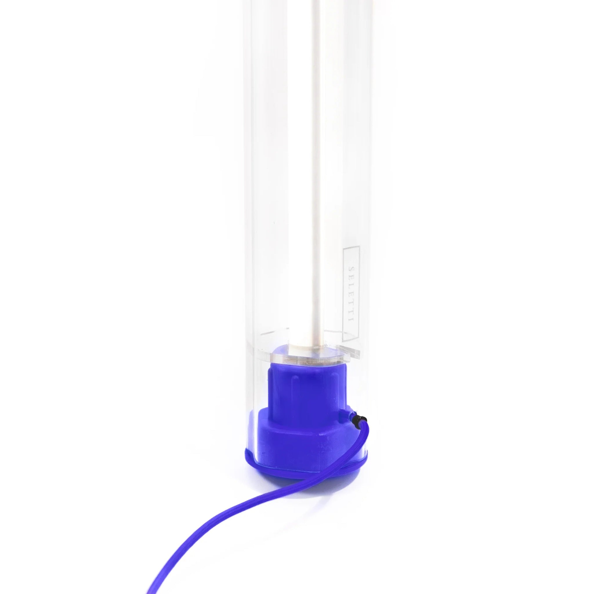 Lampe BIC bleue de Seletti