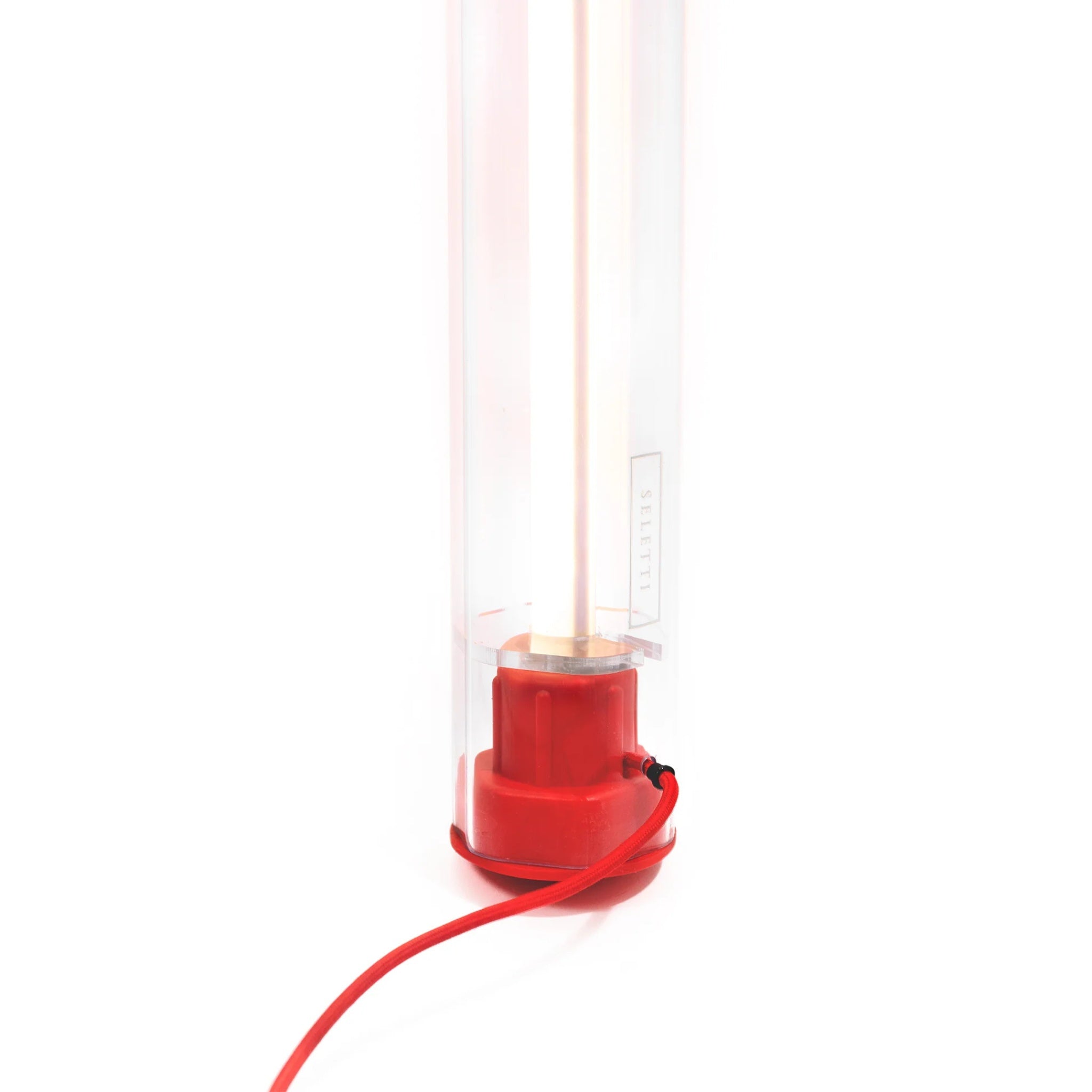 Lampe BIC rouge de Seletti