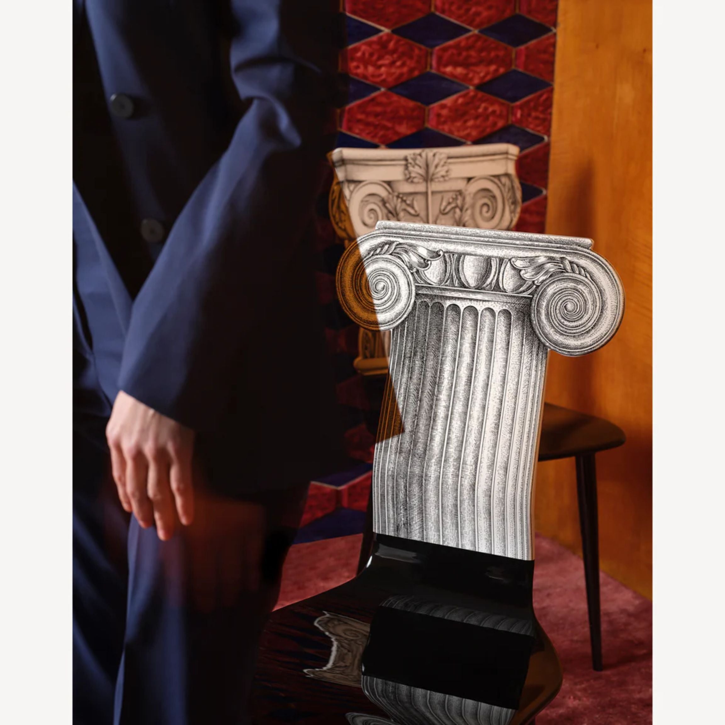 Chaise Capitello Jonico de Fornasetti | Maison Territo