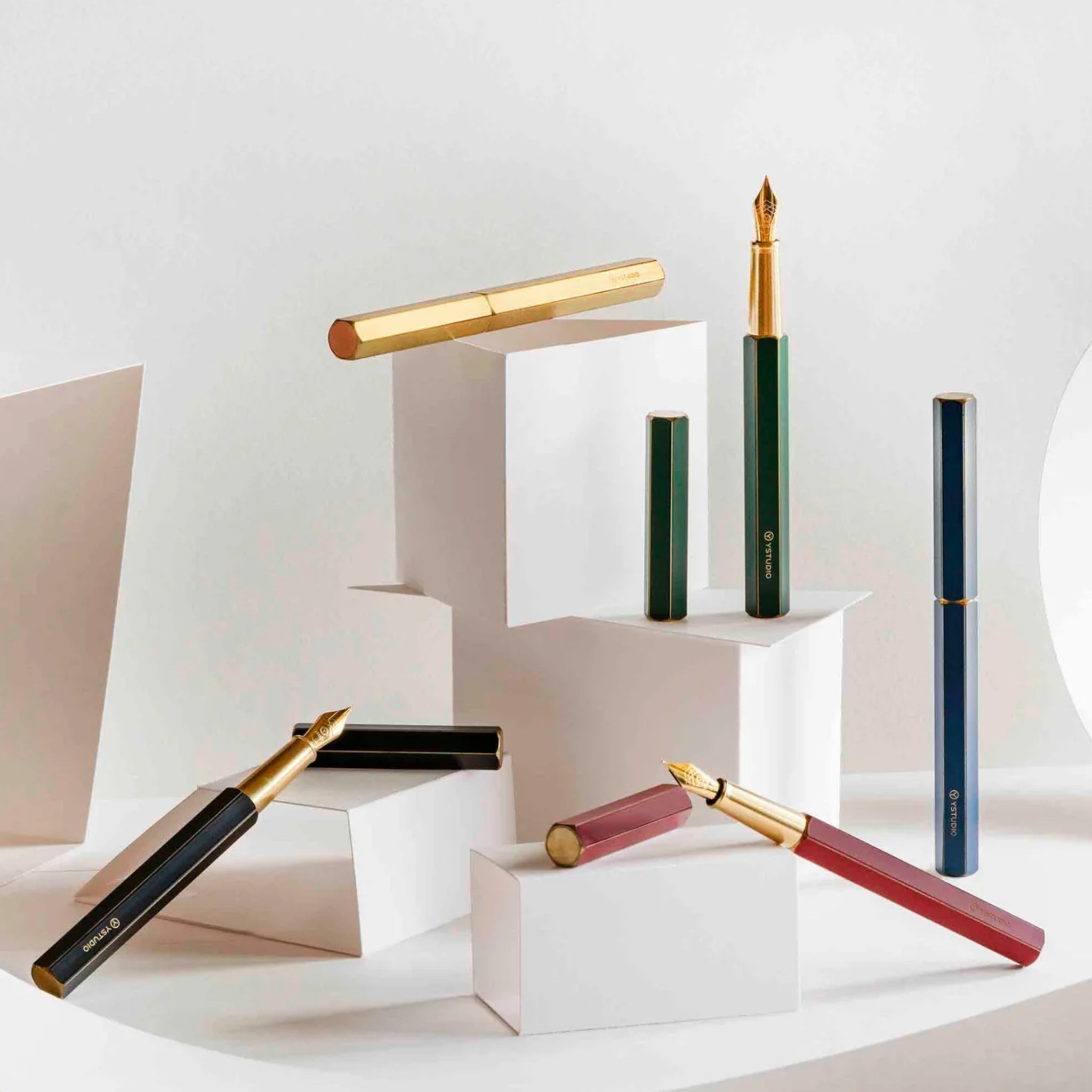 Stylo-plume Classic Revolve de YStudio