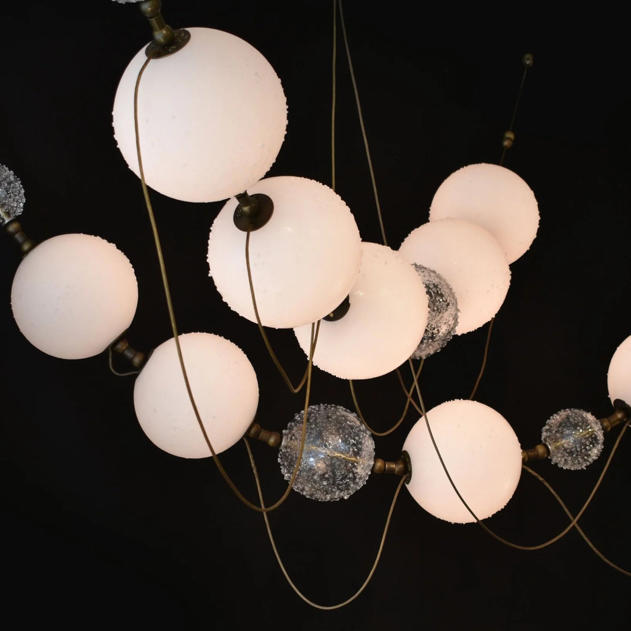 Luminaire suspendu Coco-de-Mer de Larose Guyon