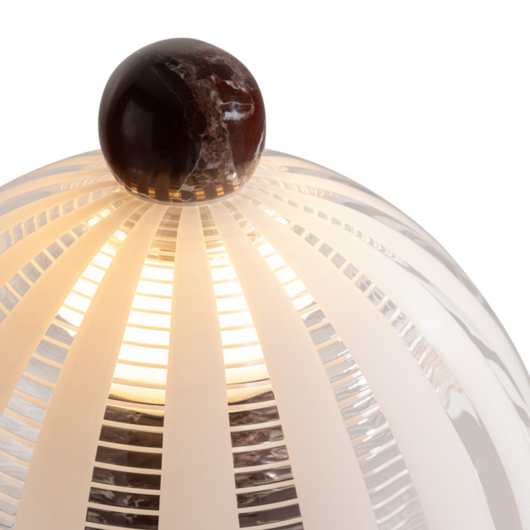 Lampe de table Dame Filigrana Rouge-Blanc de Fendi Casa