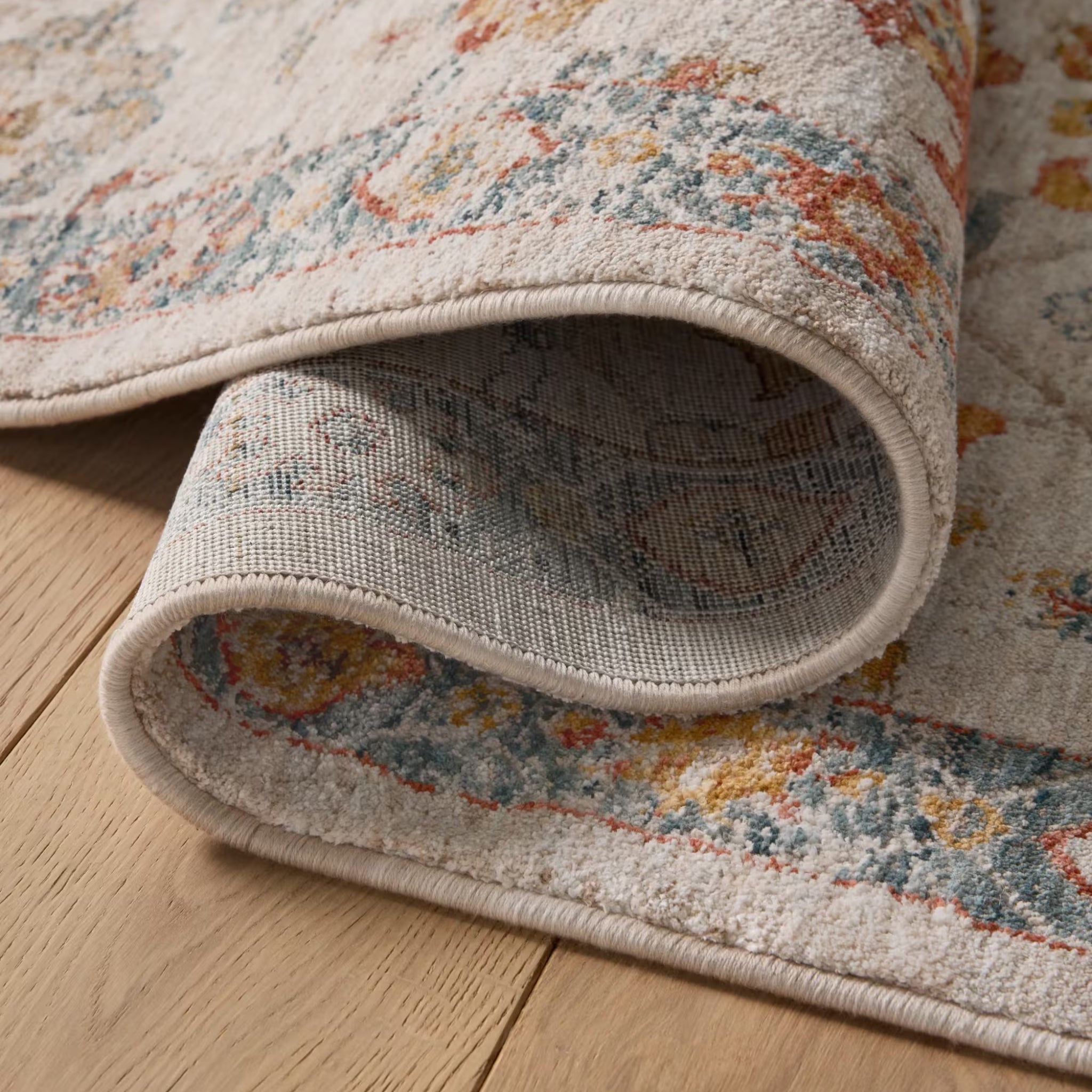 Tapis Davina par Joon Loloi