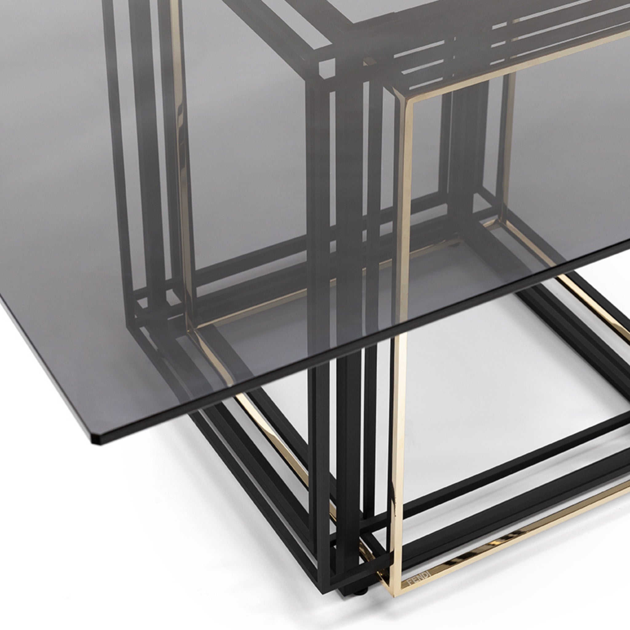 Table Dedalo de Fendi Casa