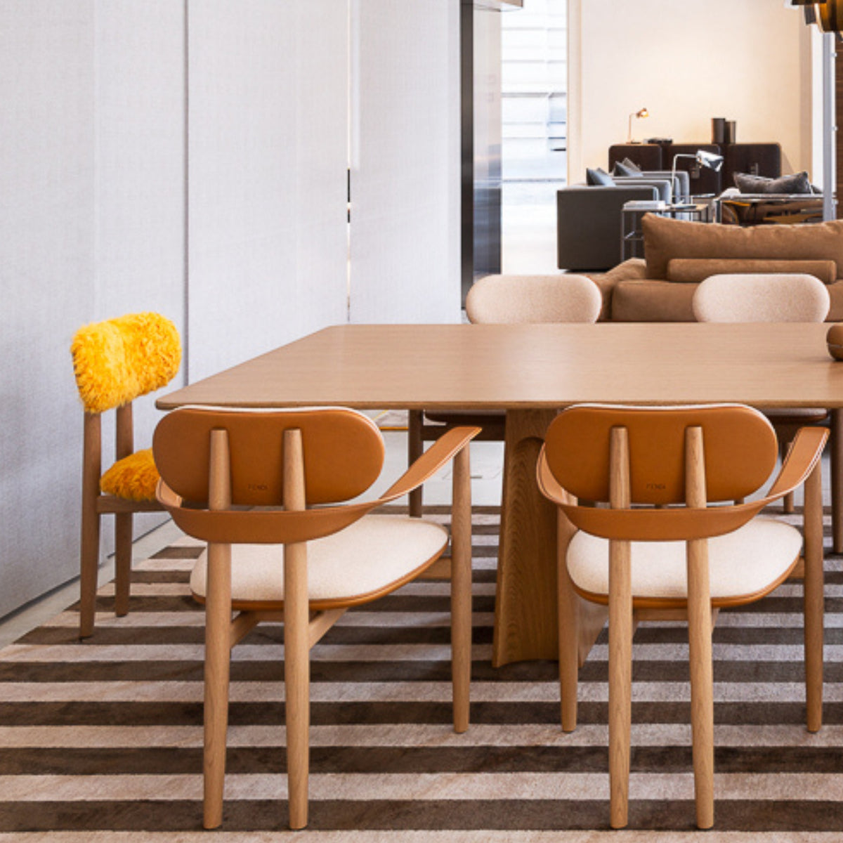 Chaise Twist de Fendi Casa