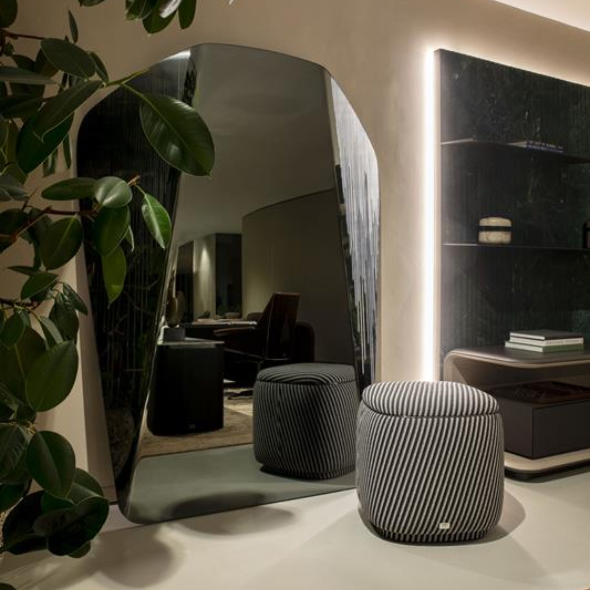 Ottoman Dundee de Bentley Home