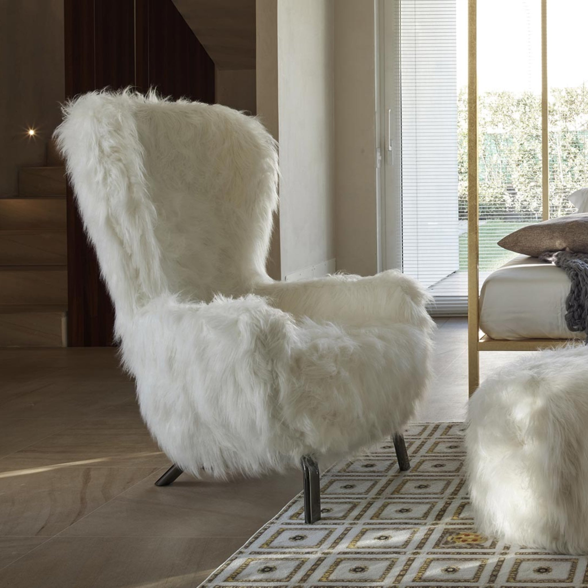 Fauteuil Guelfo fur de Opinion Ciatti