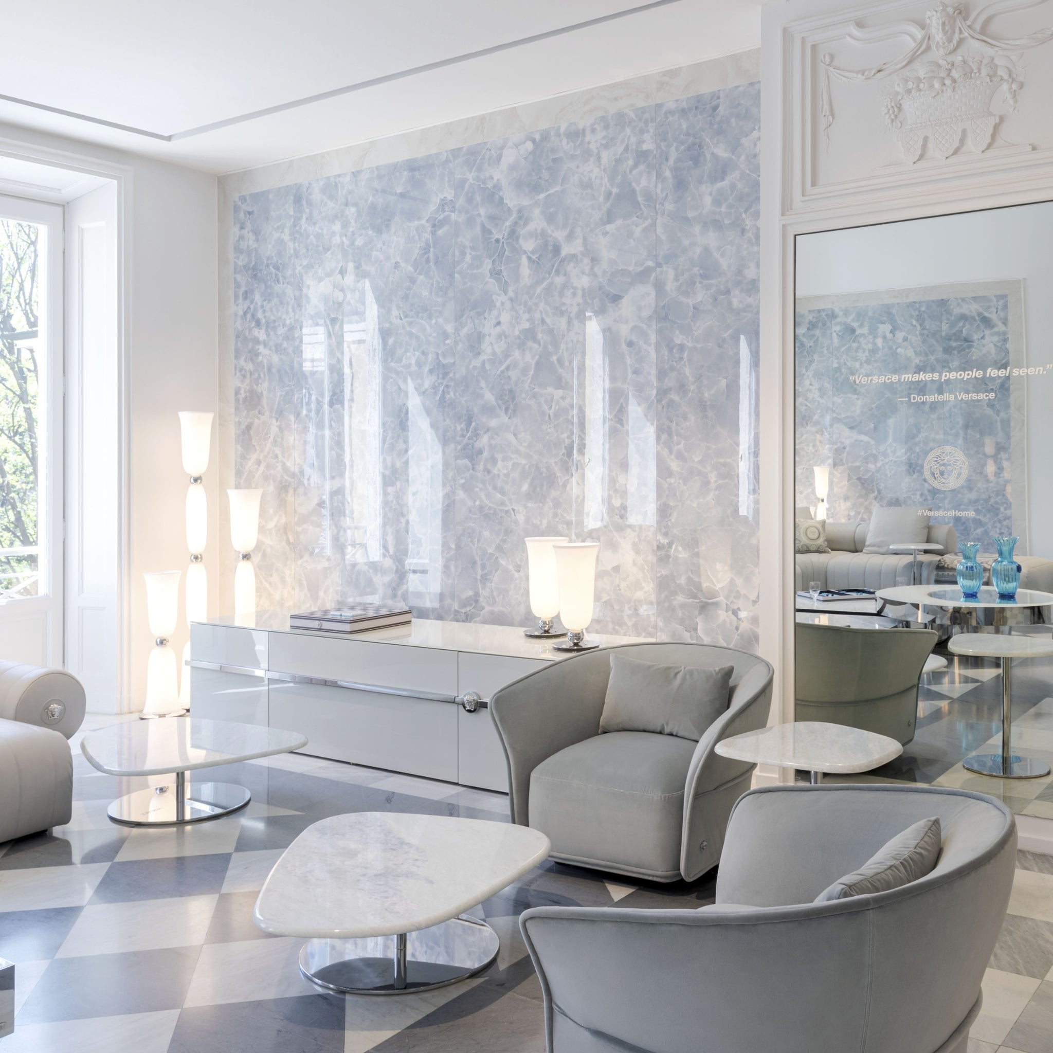 Table d'appoint Iconic de Versace Home