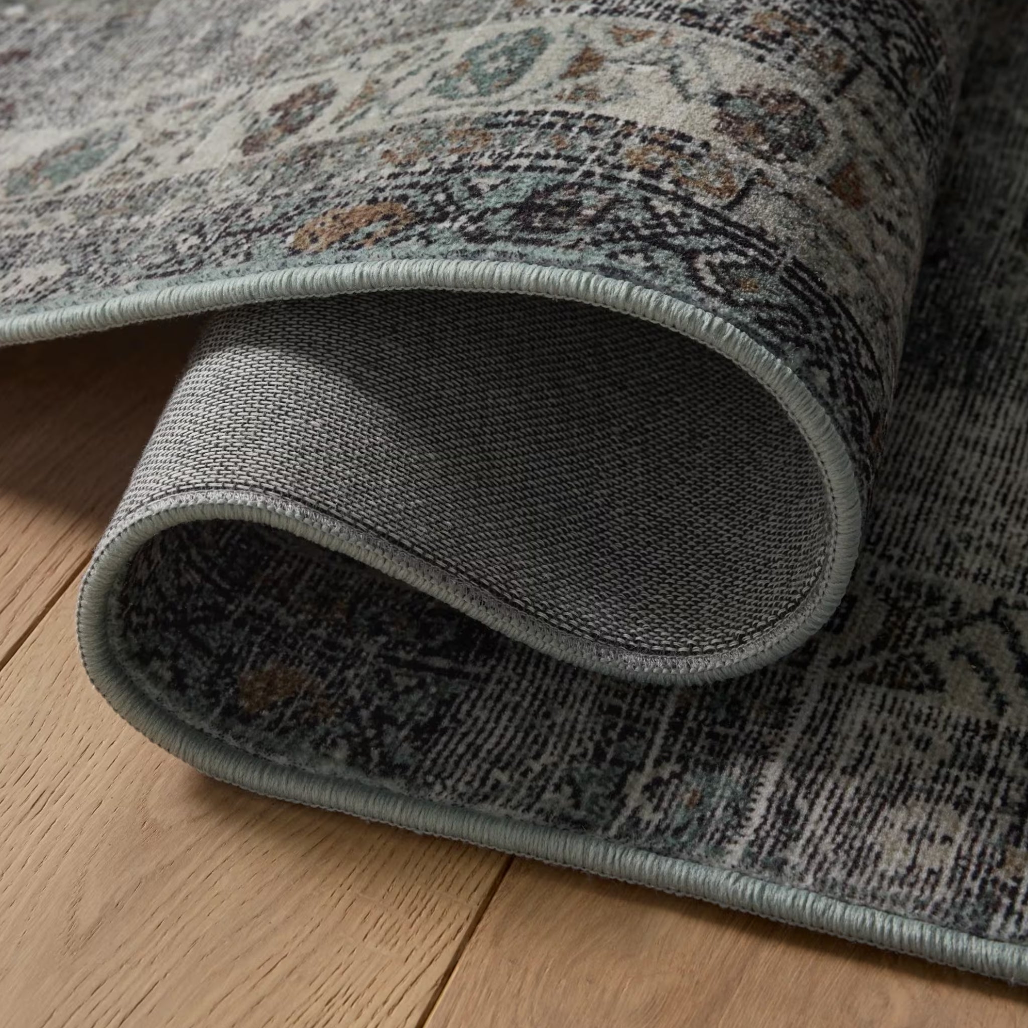 Tapis Jacinta de Joon Loloi