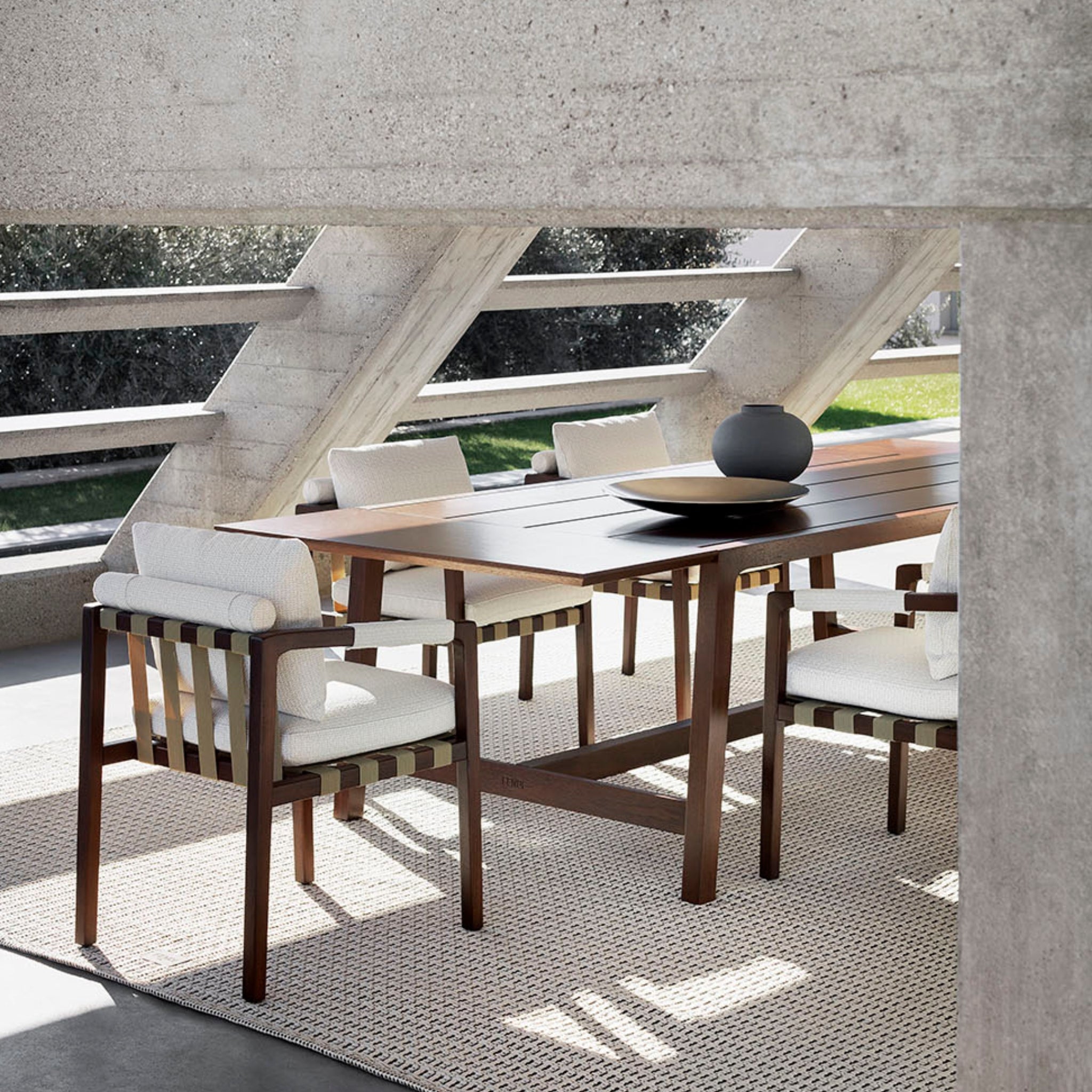 Table extérieure Kathy de Fendi Casa