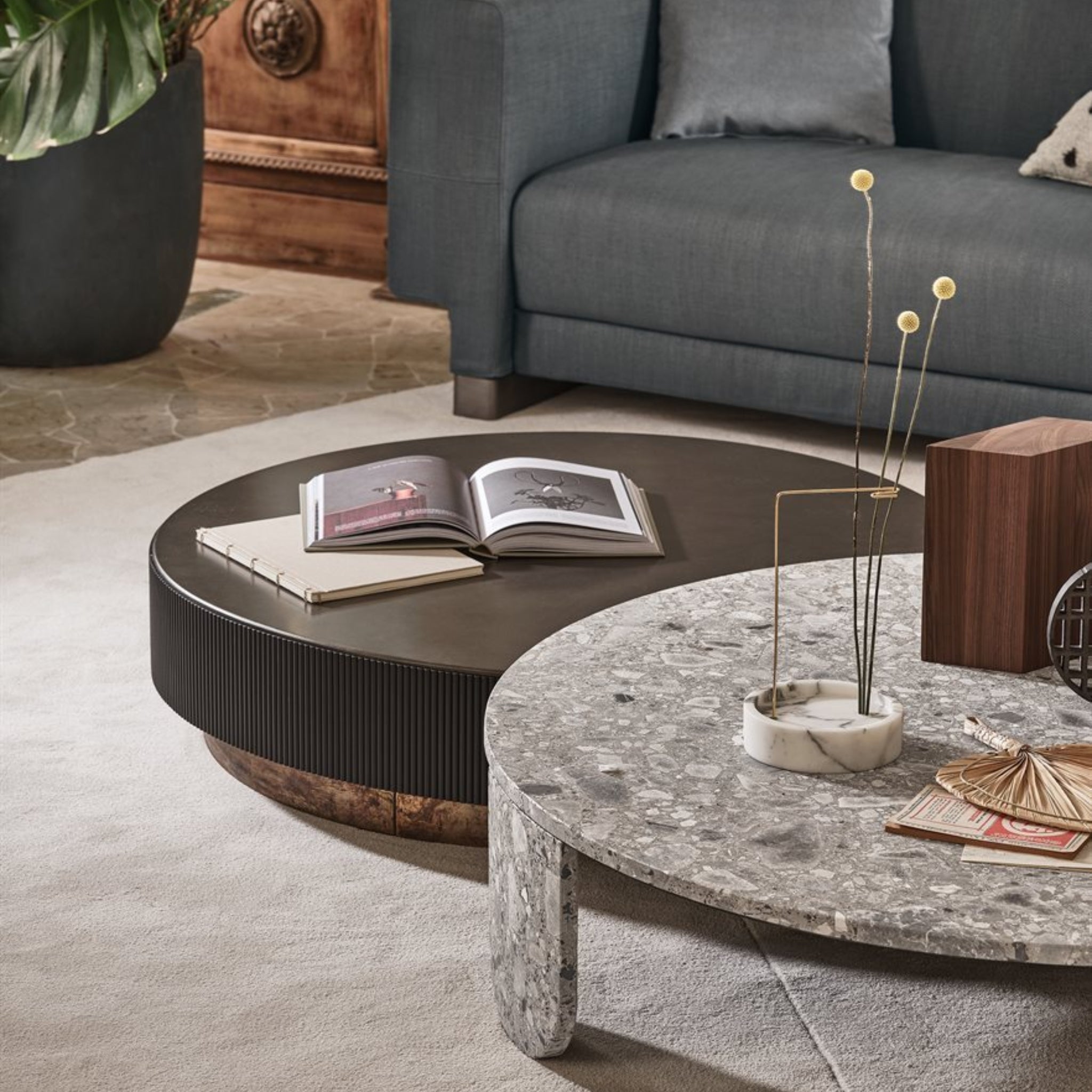 Nori coffee table by Gallotti&Radice | Maison Territo