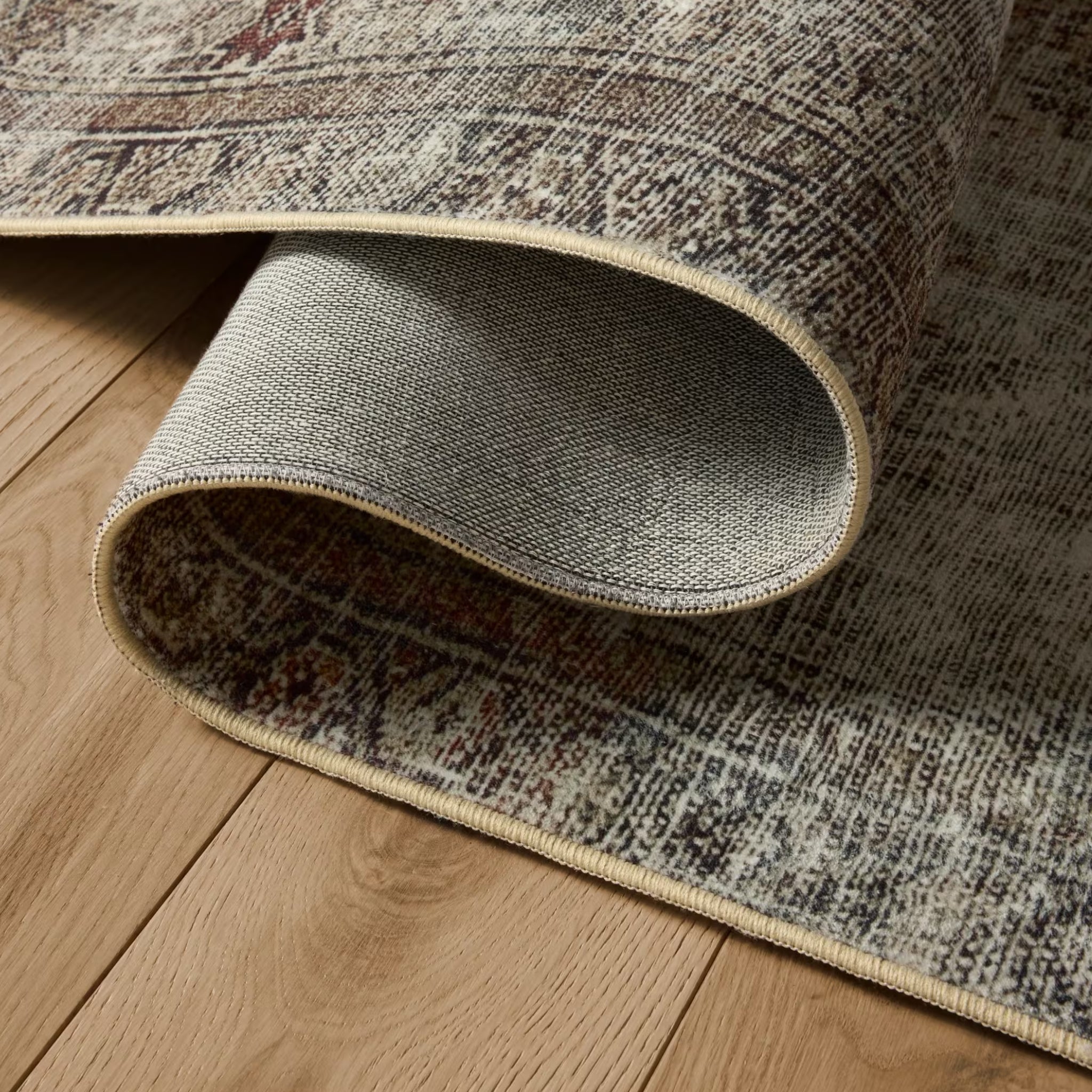 Tapis Paola de Joon Loloi