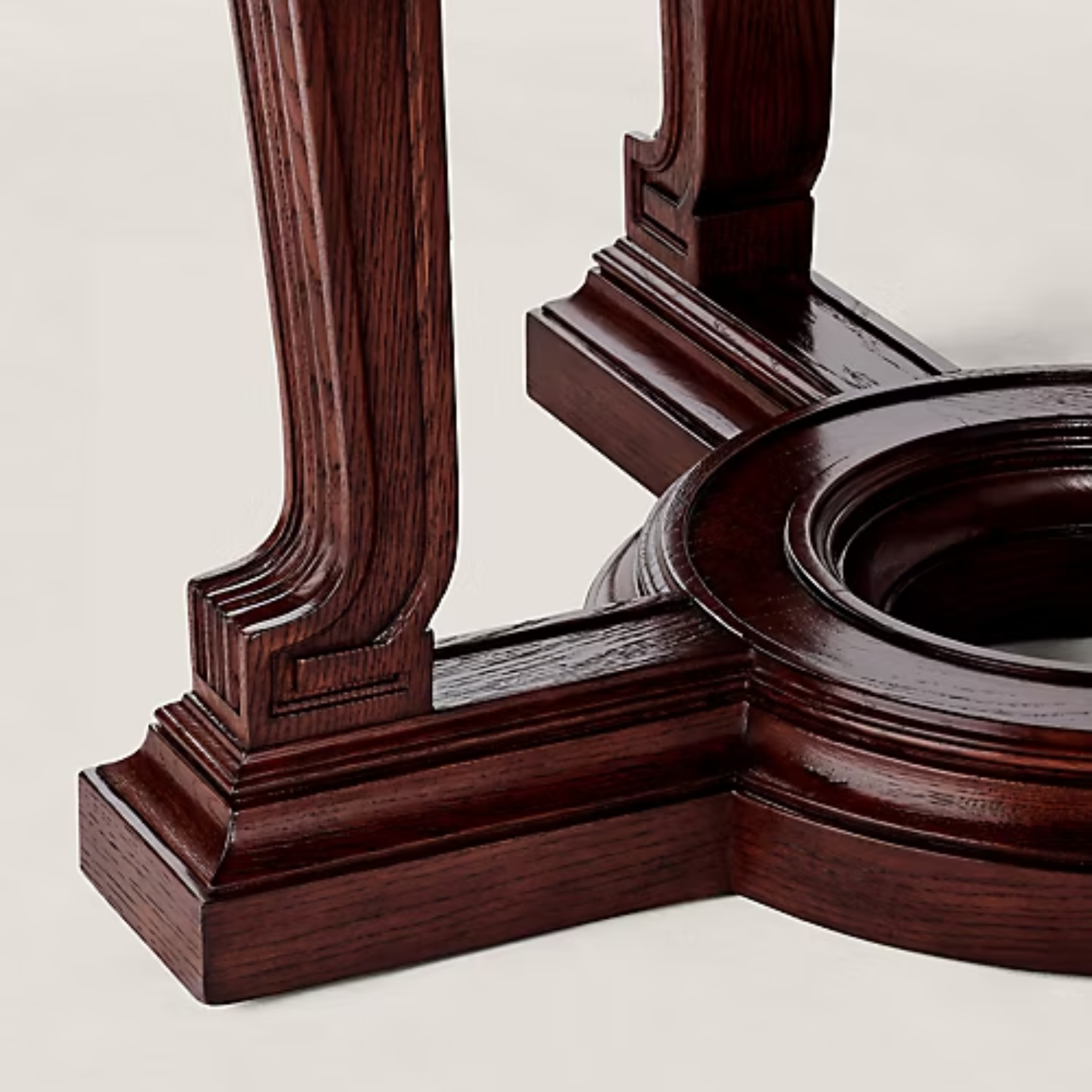 Table d'appoint Redding en chêne massif de Ralph Lauren