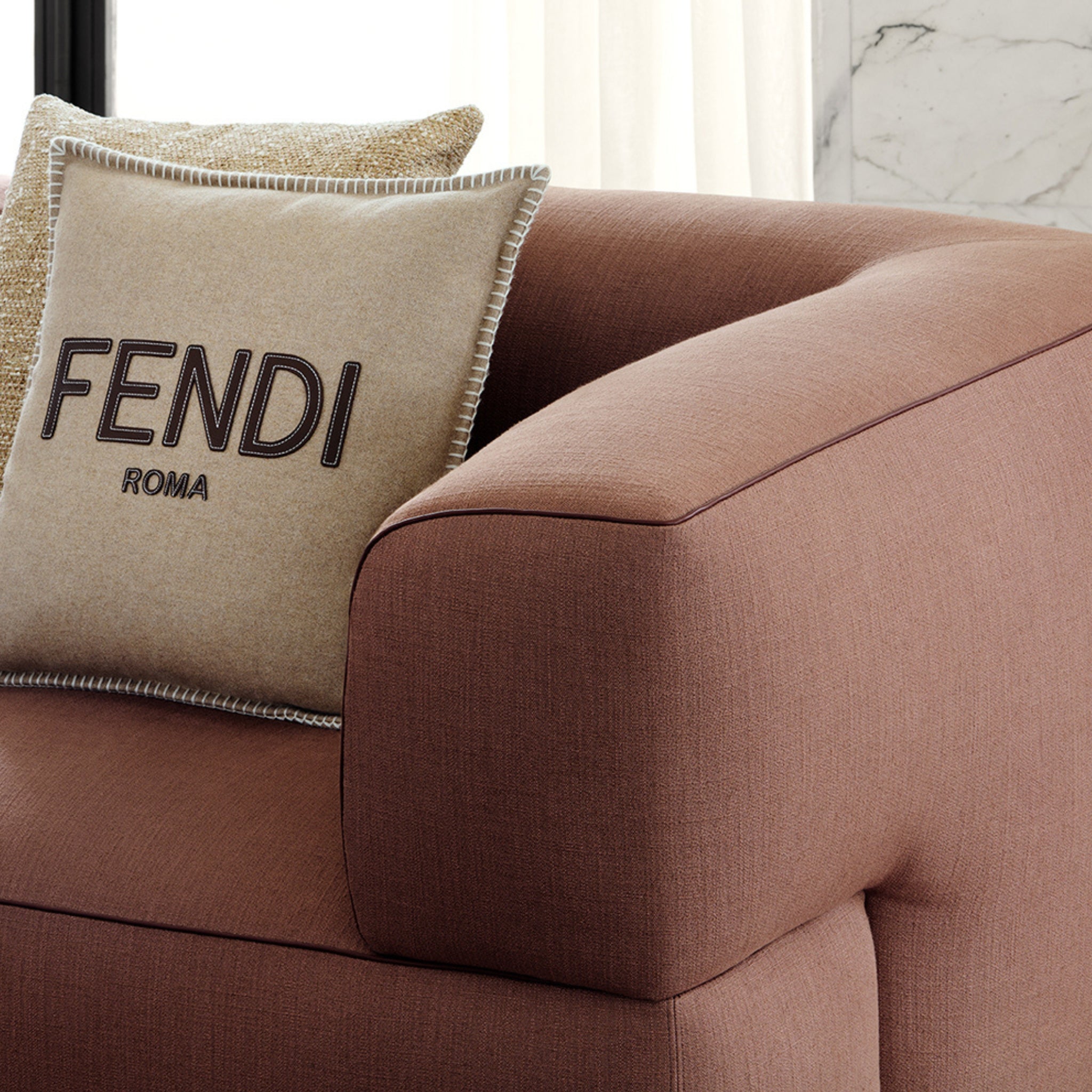 Canapé modulaire Sohoft de Fendi Casa