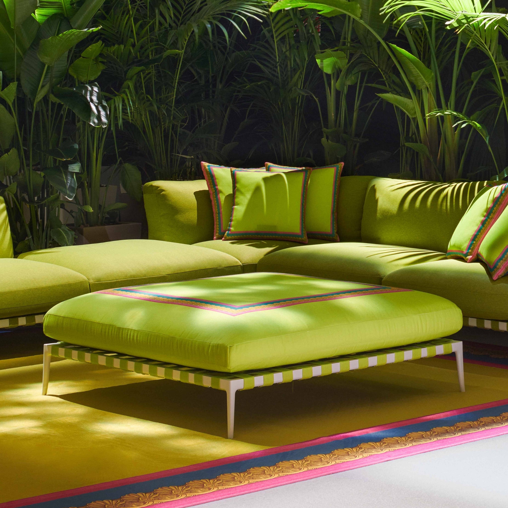 Pouf Stiletto d'Extérieur de Versace Home