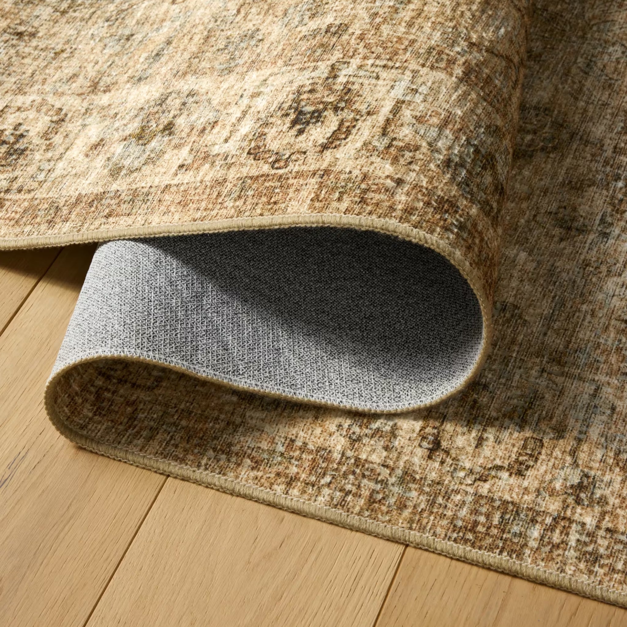 Tapis Sylvester de Joon Loloi