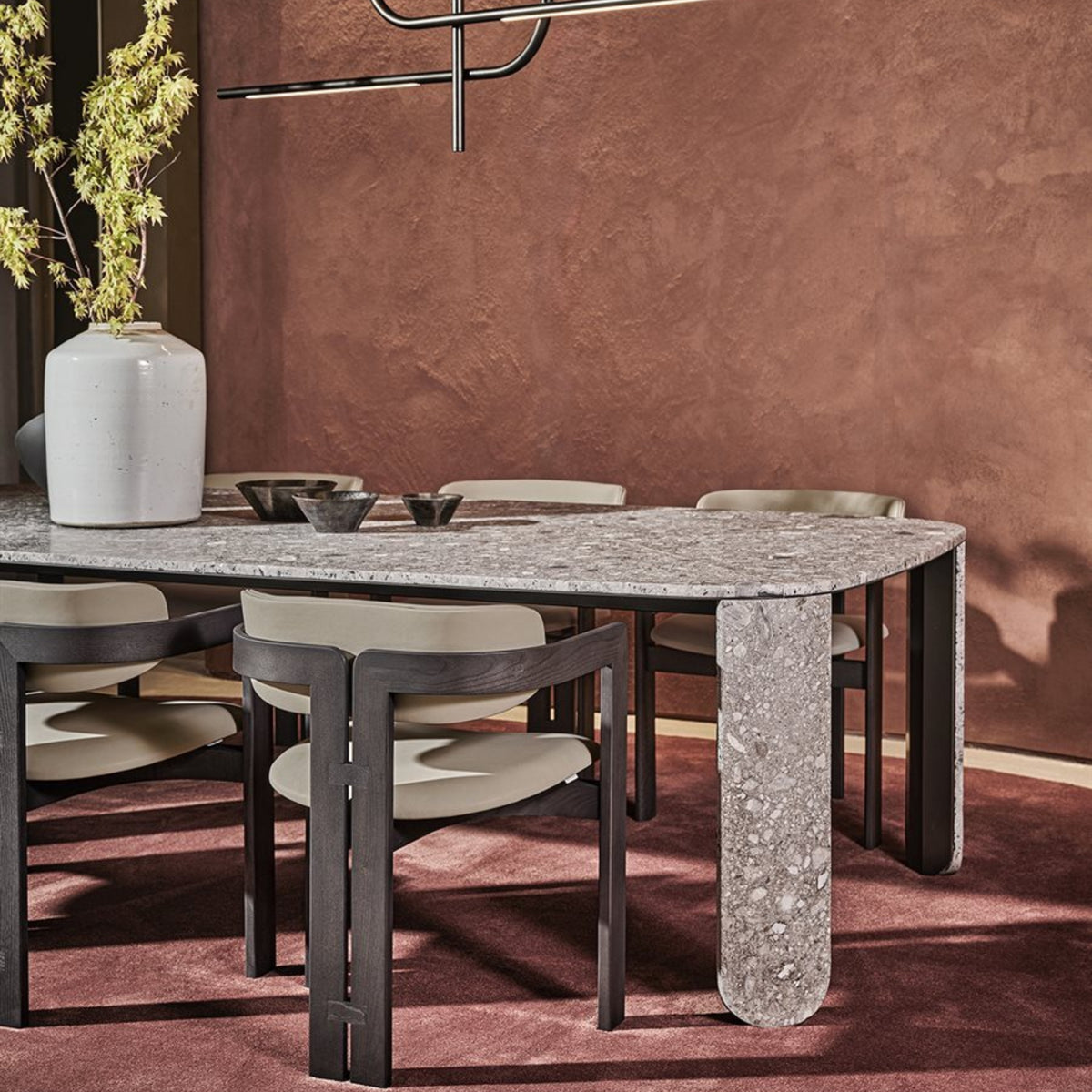 Clemo-T dining table