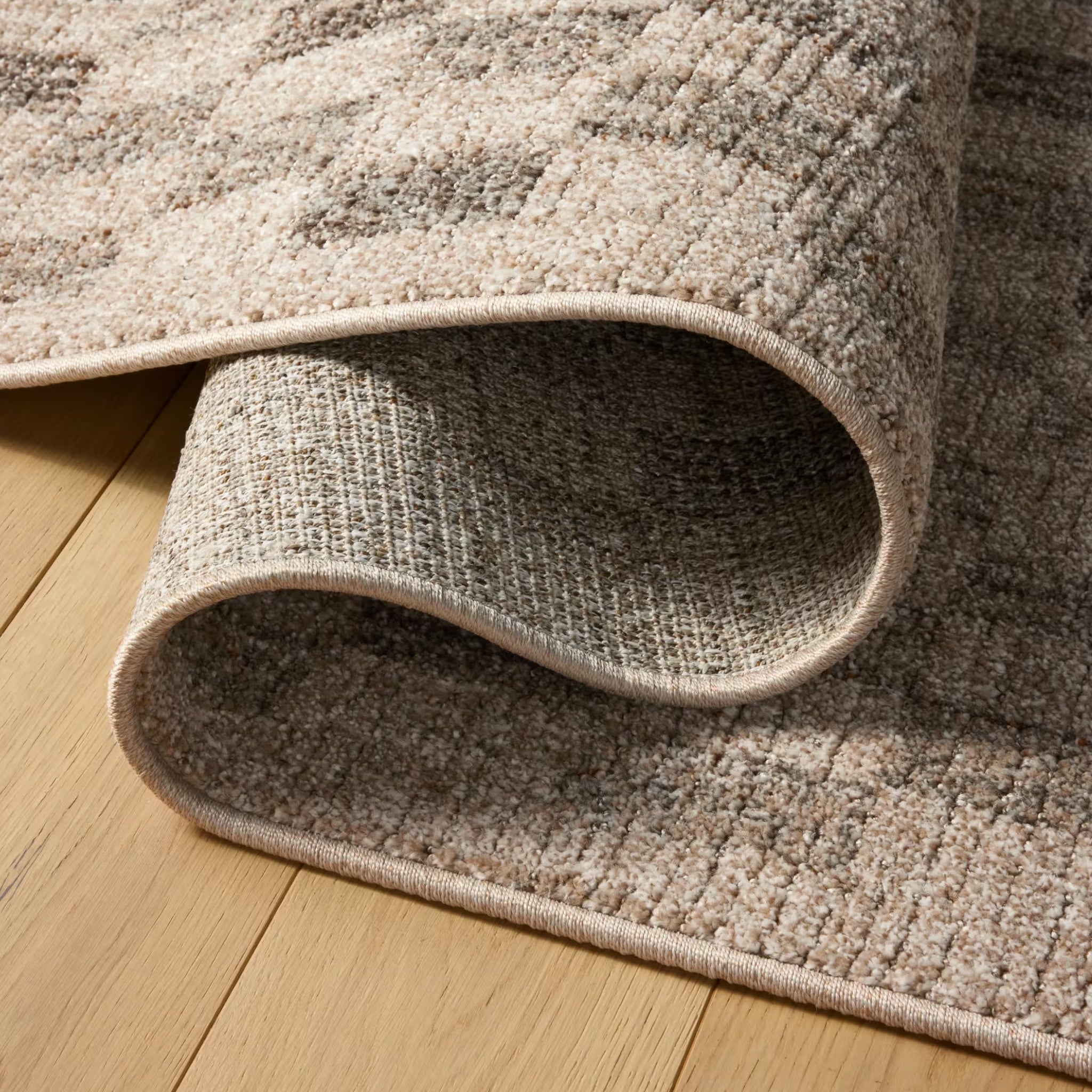 Tapis Tayja de Joon Loloi