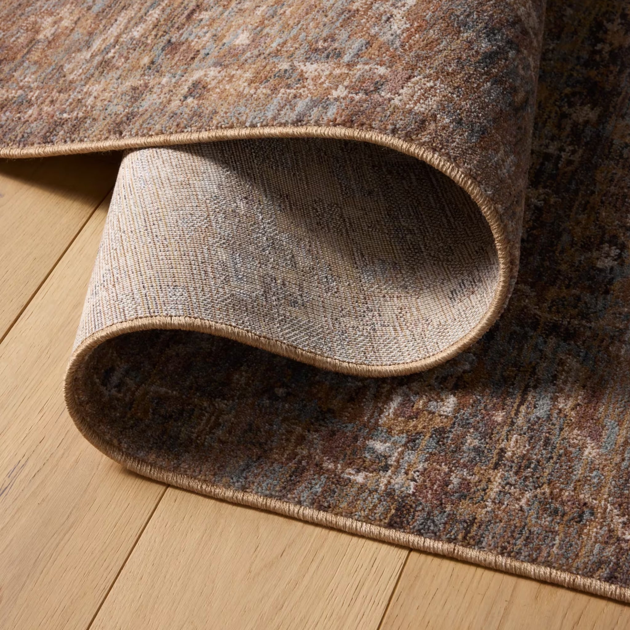 Tapis Telly de Joon Loloi