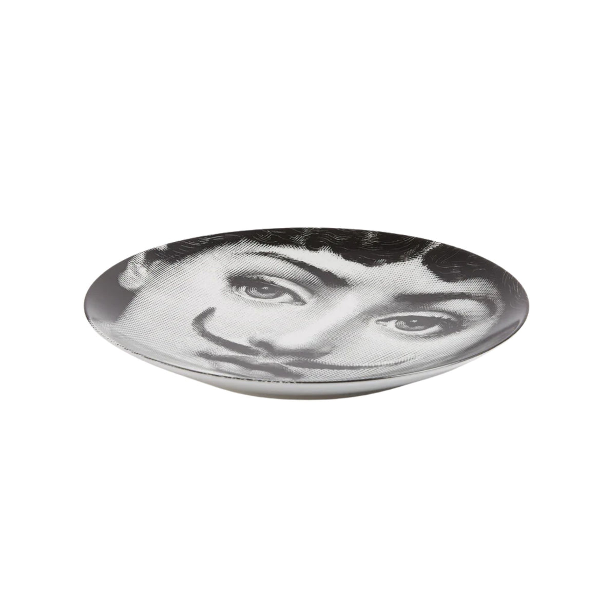 Assiette murale Fornasetti Tema e Variazioni n.21 de Fornasetti | Maison Territo