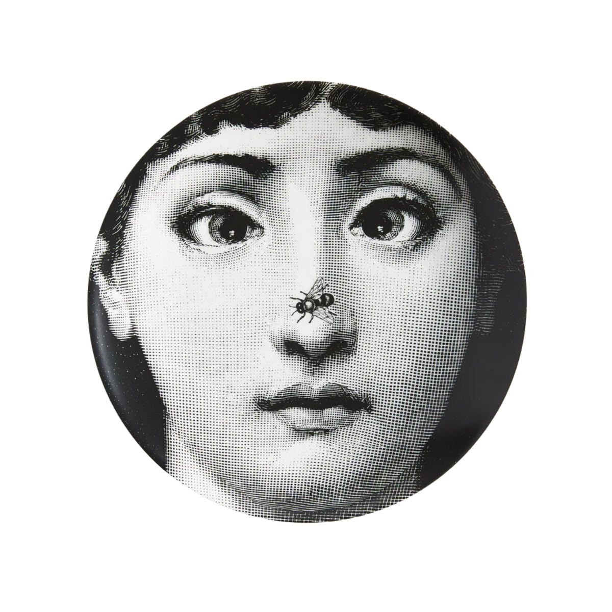 Assiette murale Fornasetti Tema e Variazioni n.363 de Fornasetti | Maison Territo