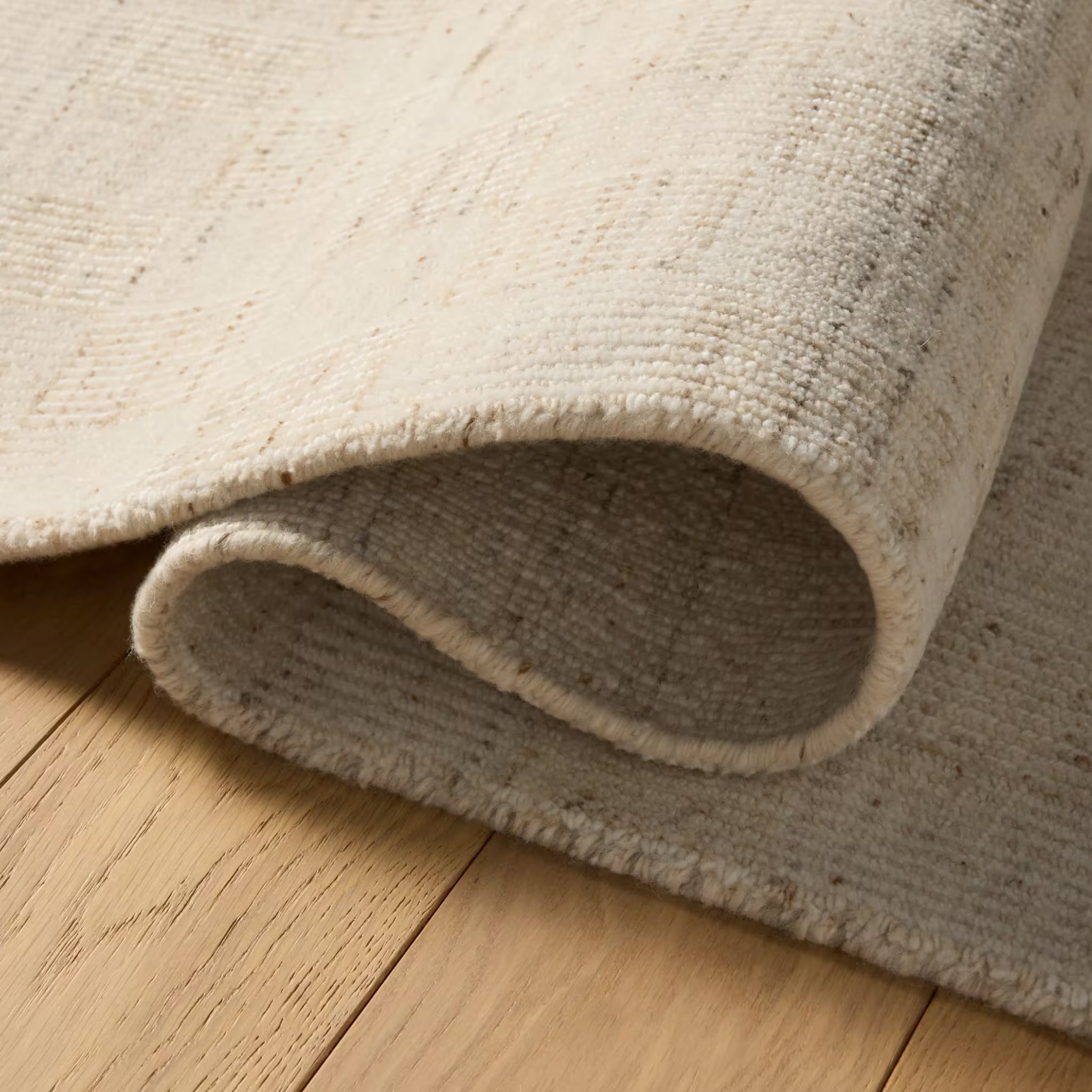 Tapis Yvonne de Joon Loloi